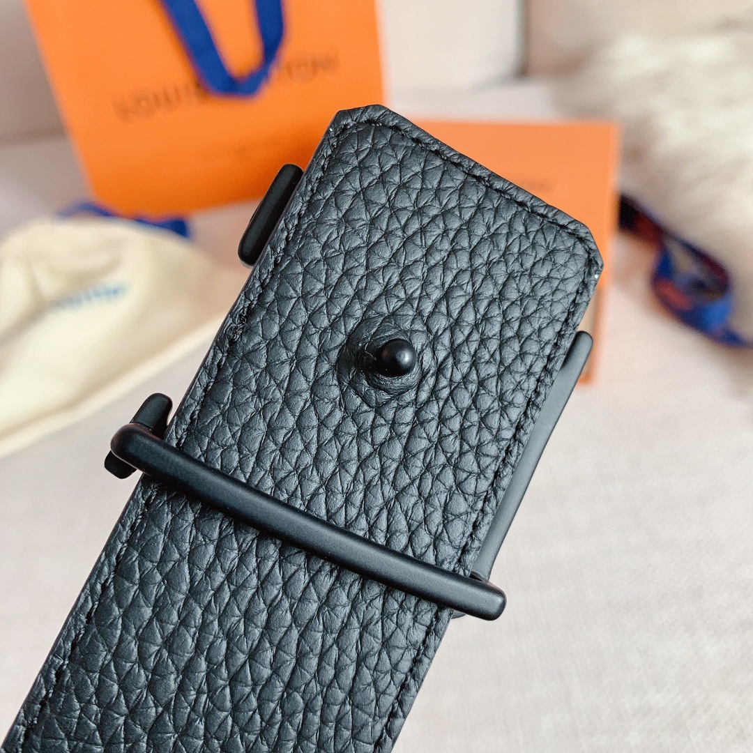 Louis Vuitton Male Basic Belt Cow Leather S-m-l