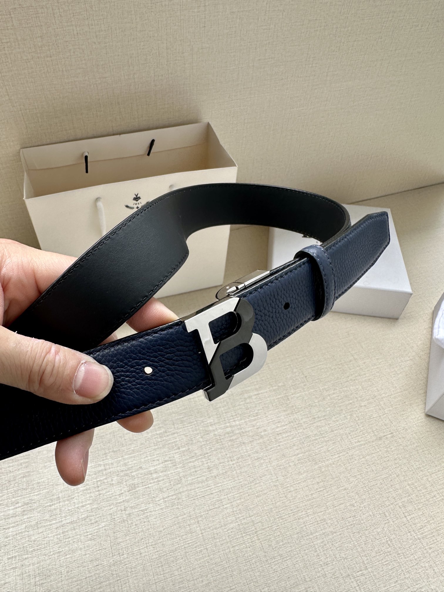 Bally Male Leather Belt Top Grain Leather M-l