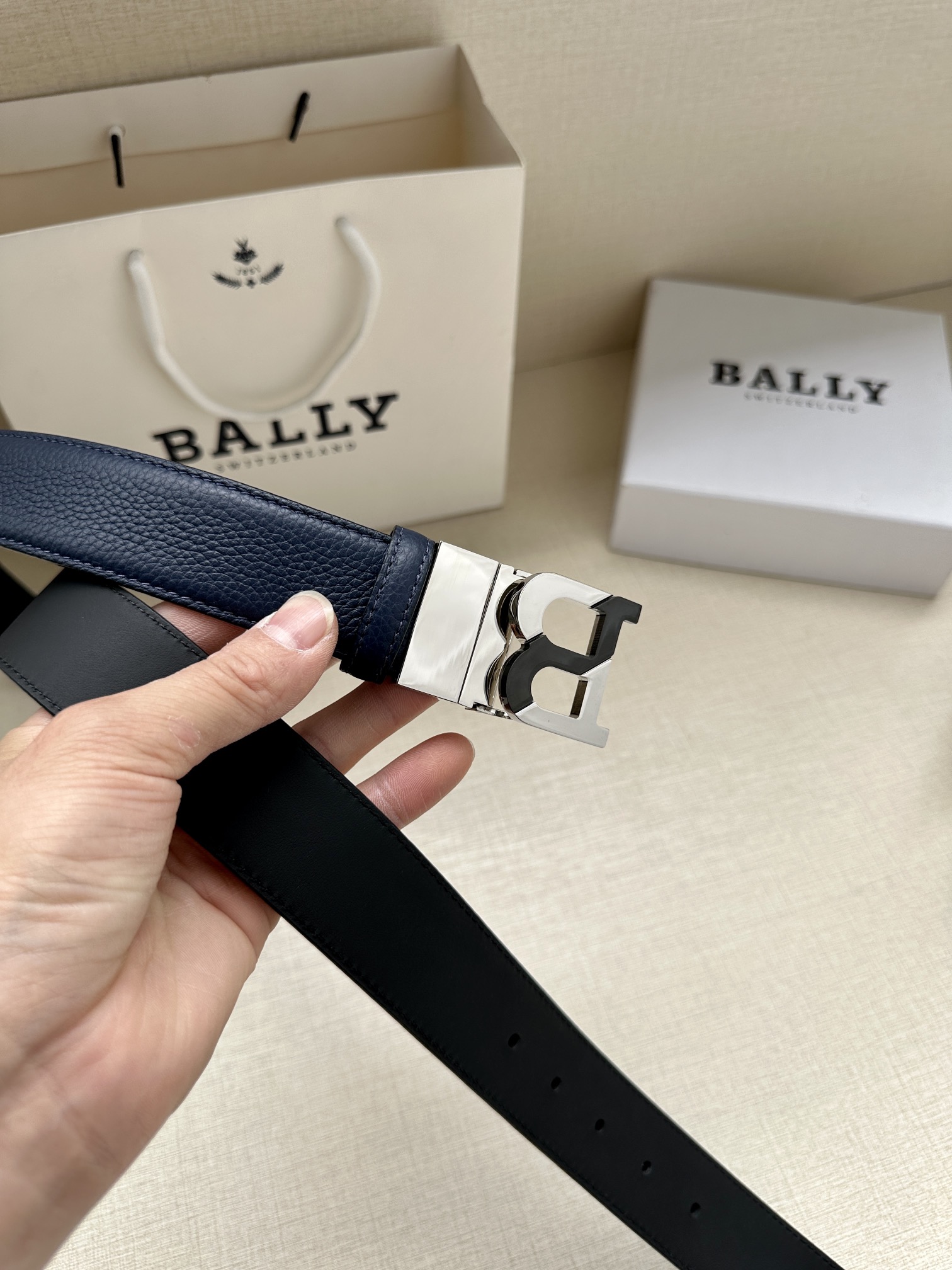 Bally Male Leather Belt Top Grain Leather M-l