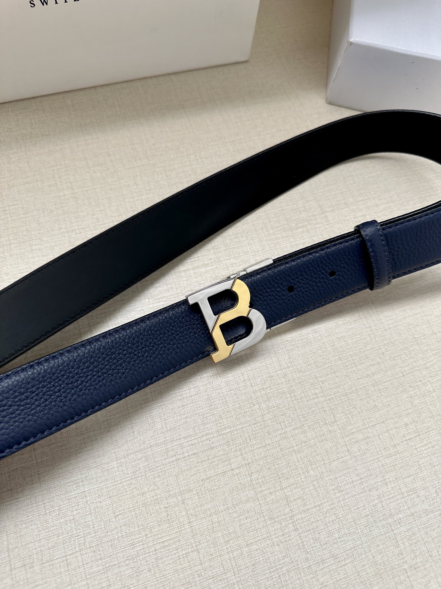 Bally Male Leather Belt Top Grain Leather M-l