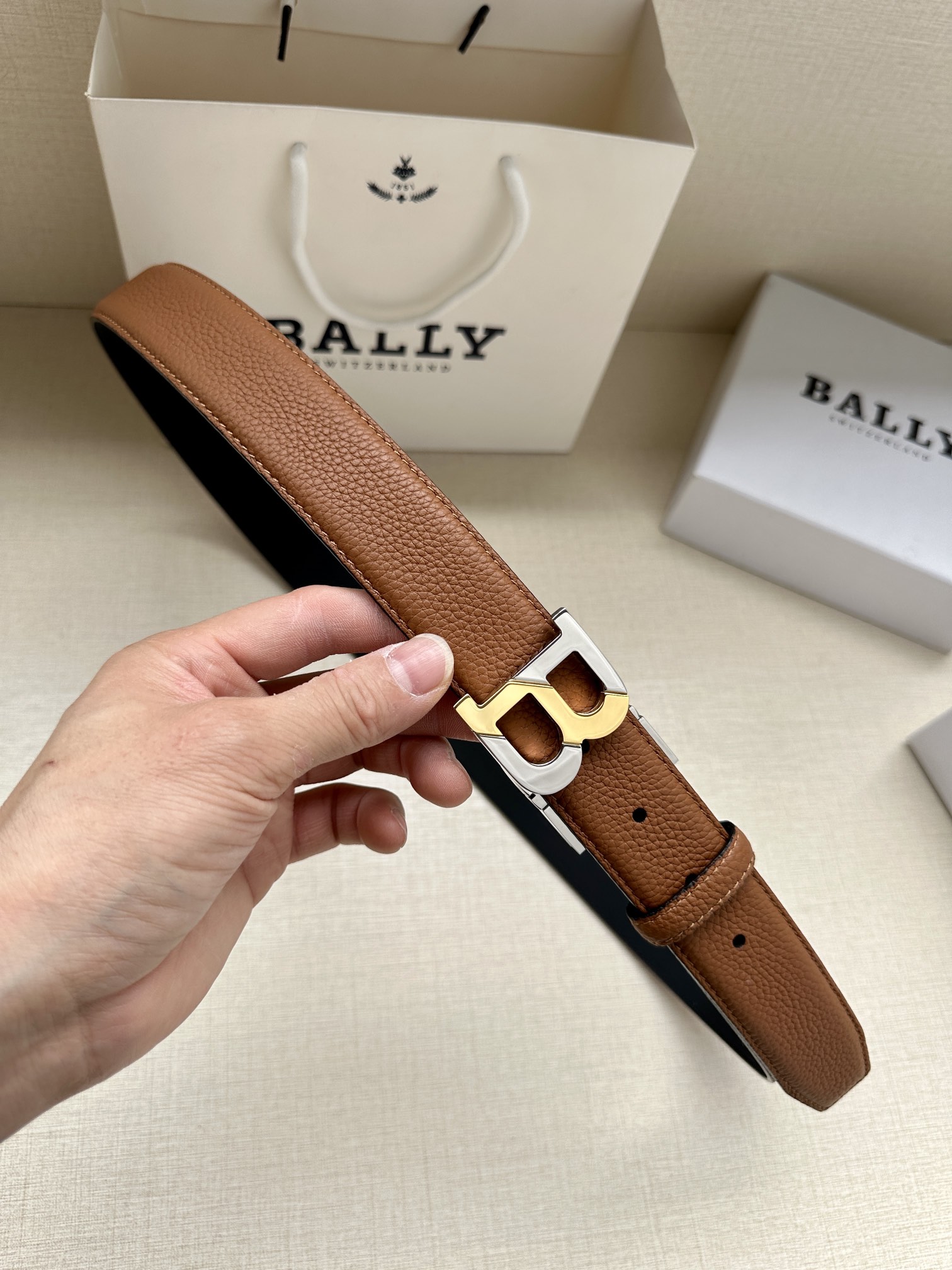 Bally Male Leather Belt Top Grain Leather M-l