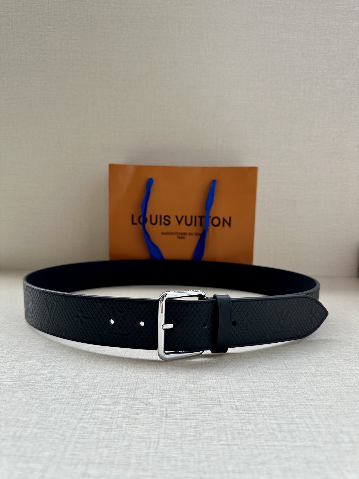 Louis Vuitton Male Pin Buckle Belt S-m-l