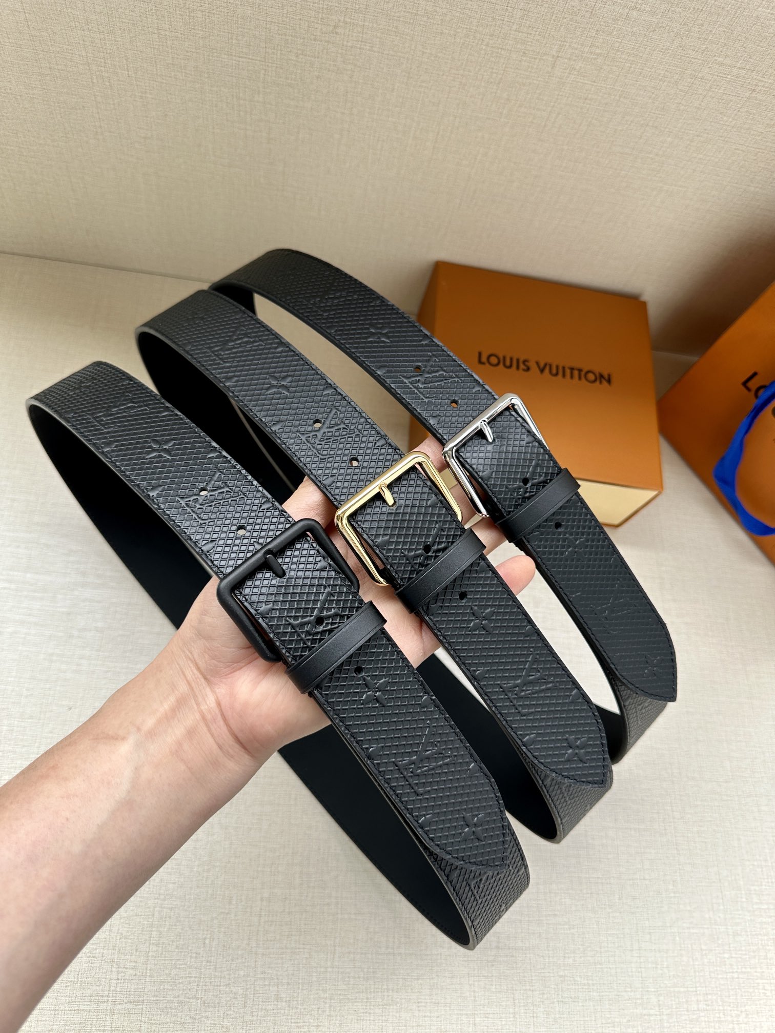 Louis Vuitton Male Pin Buckle Belt S-m-l