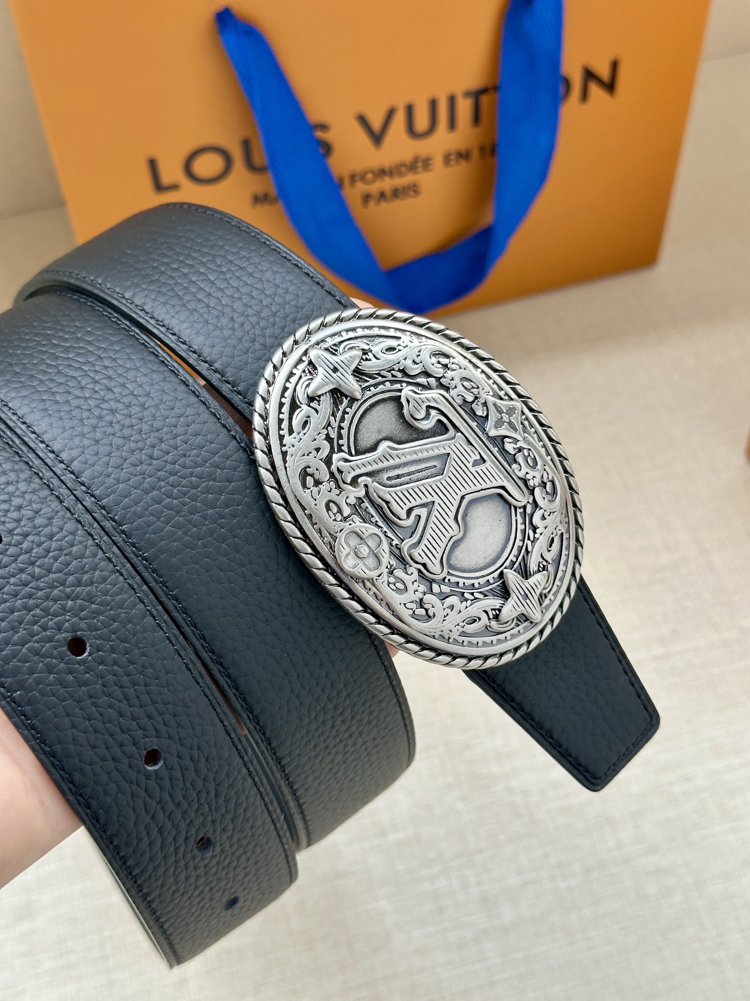 Louis Vuitton Basic Belt L