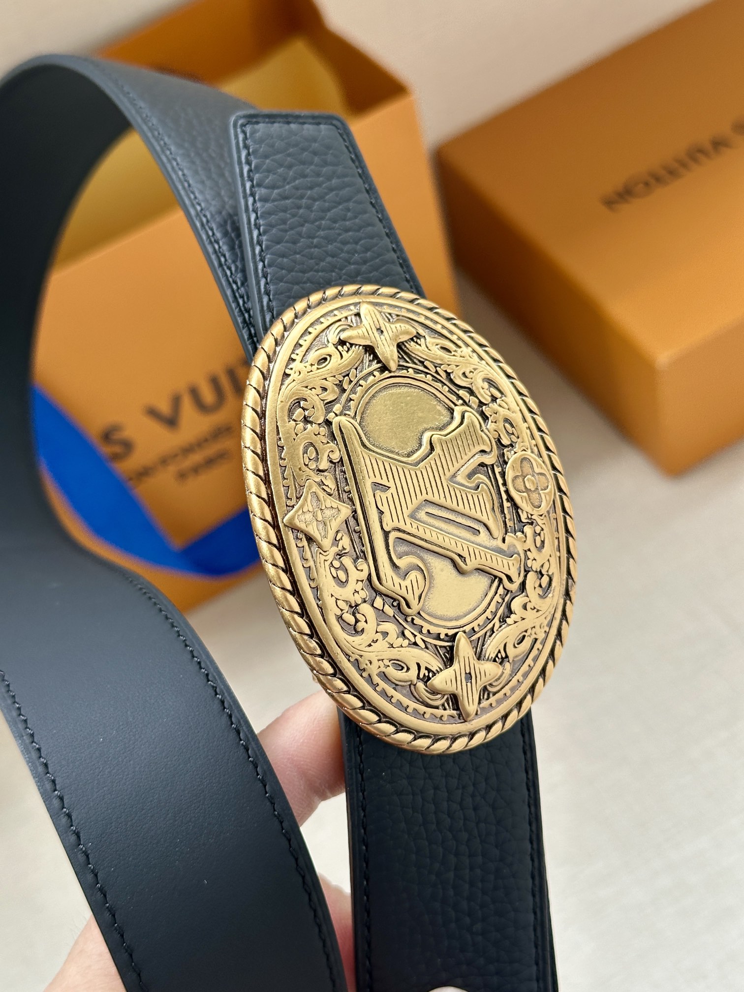 Louis Vuitton Basic Belt L