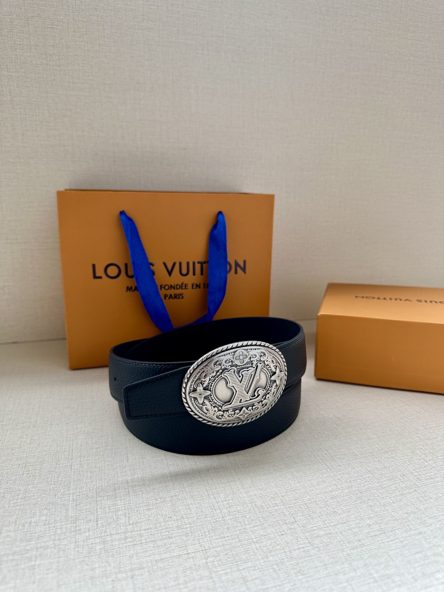 Louis Vuitton Basic Belt L