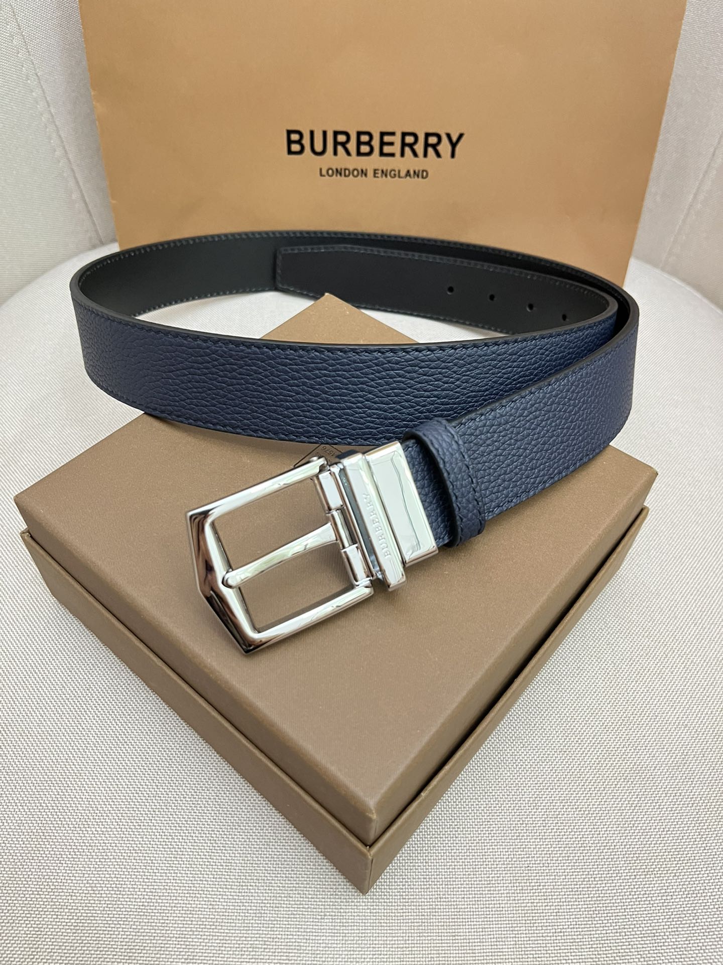 Burberry Male Leather Belt Top Grain Leather M