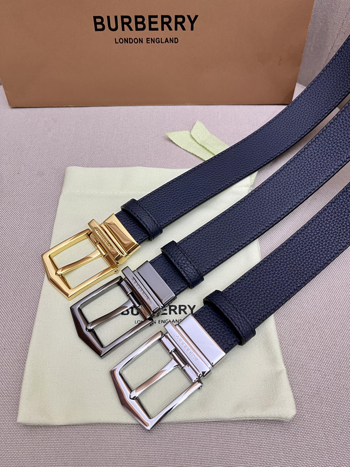 Burberry Male Leather Belt Top Grain Leather M