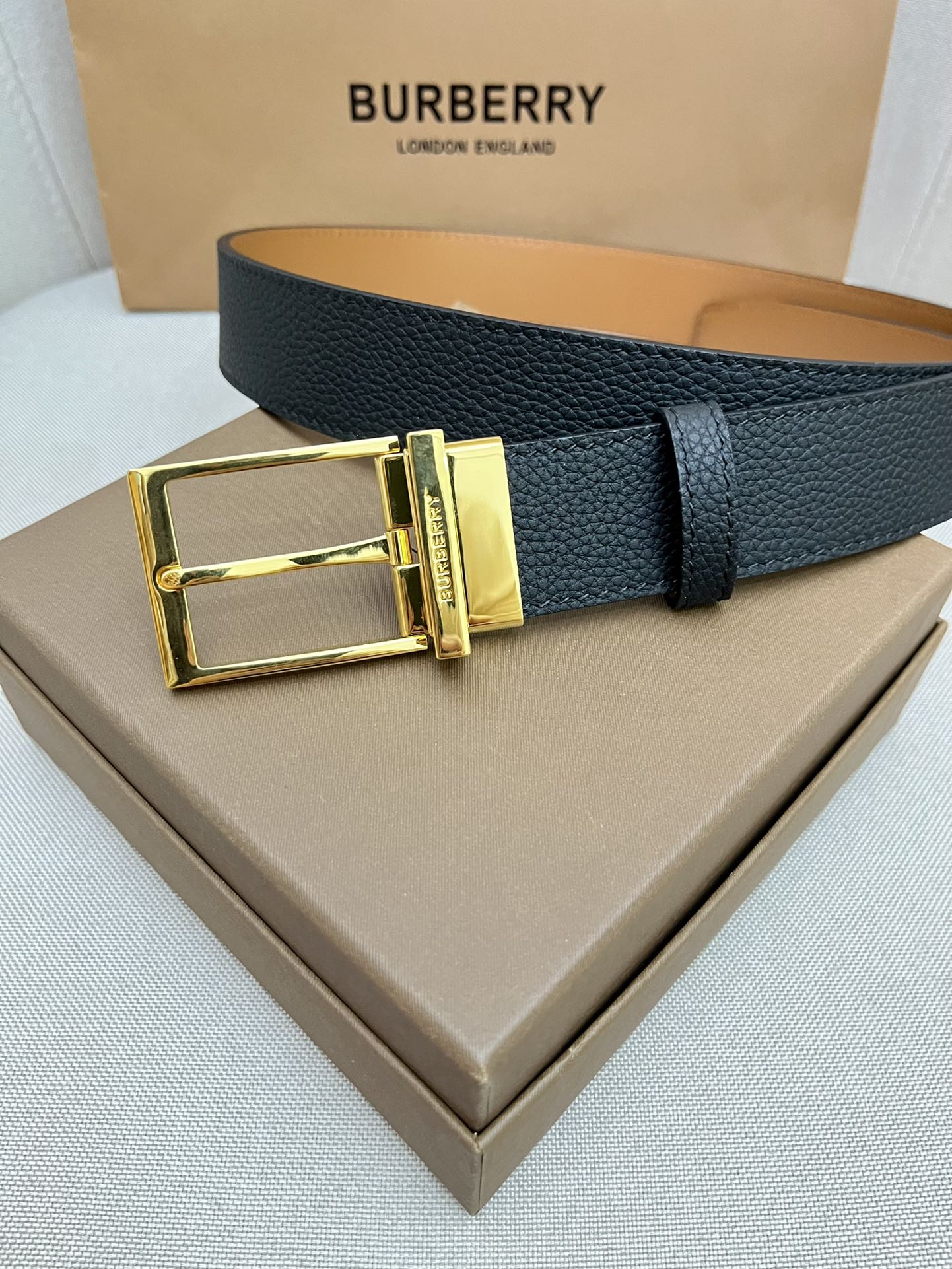 Burberry Male Leather Belt Top Grain Leather M