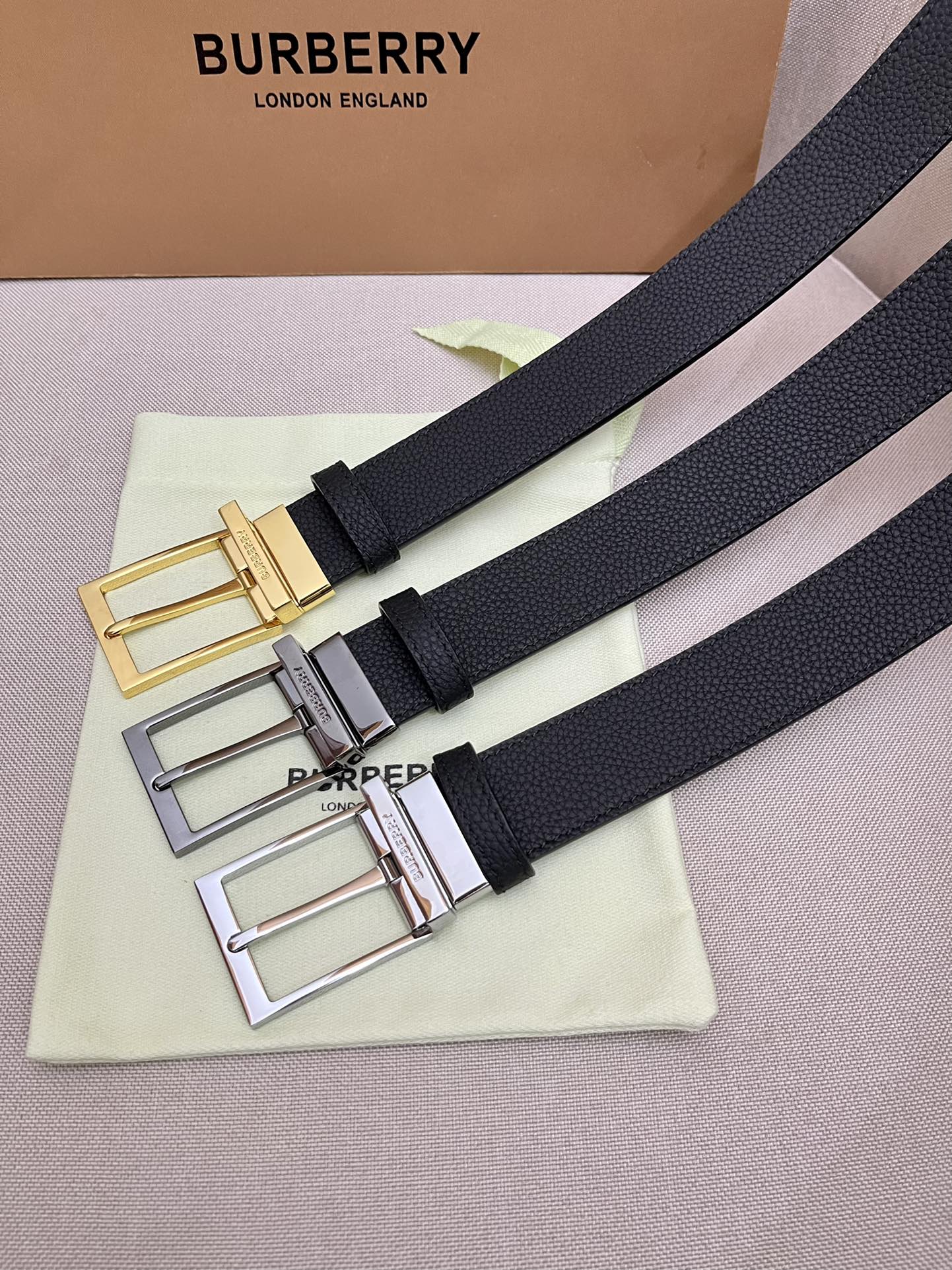 Burberry Male Leather Belt Top Grain Leather M