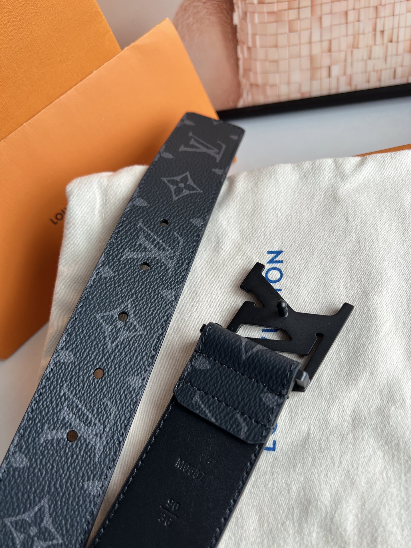 Louis Vuitton Basic Belt Cow Leather M-l