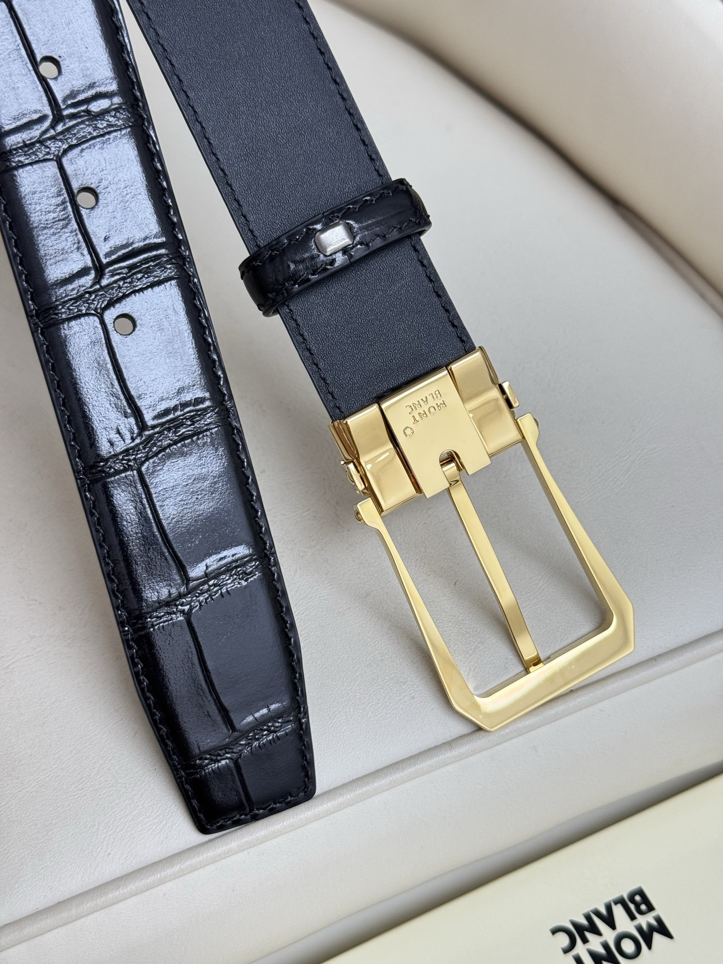 Montblanc Basic Belt Top Grain Leather M-l