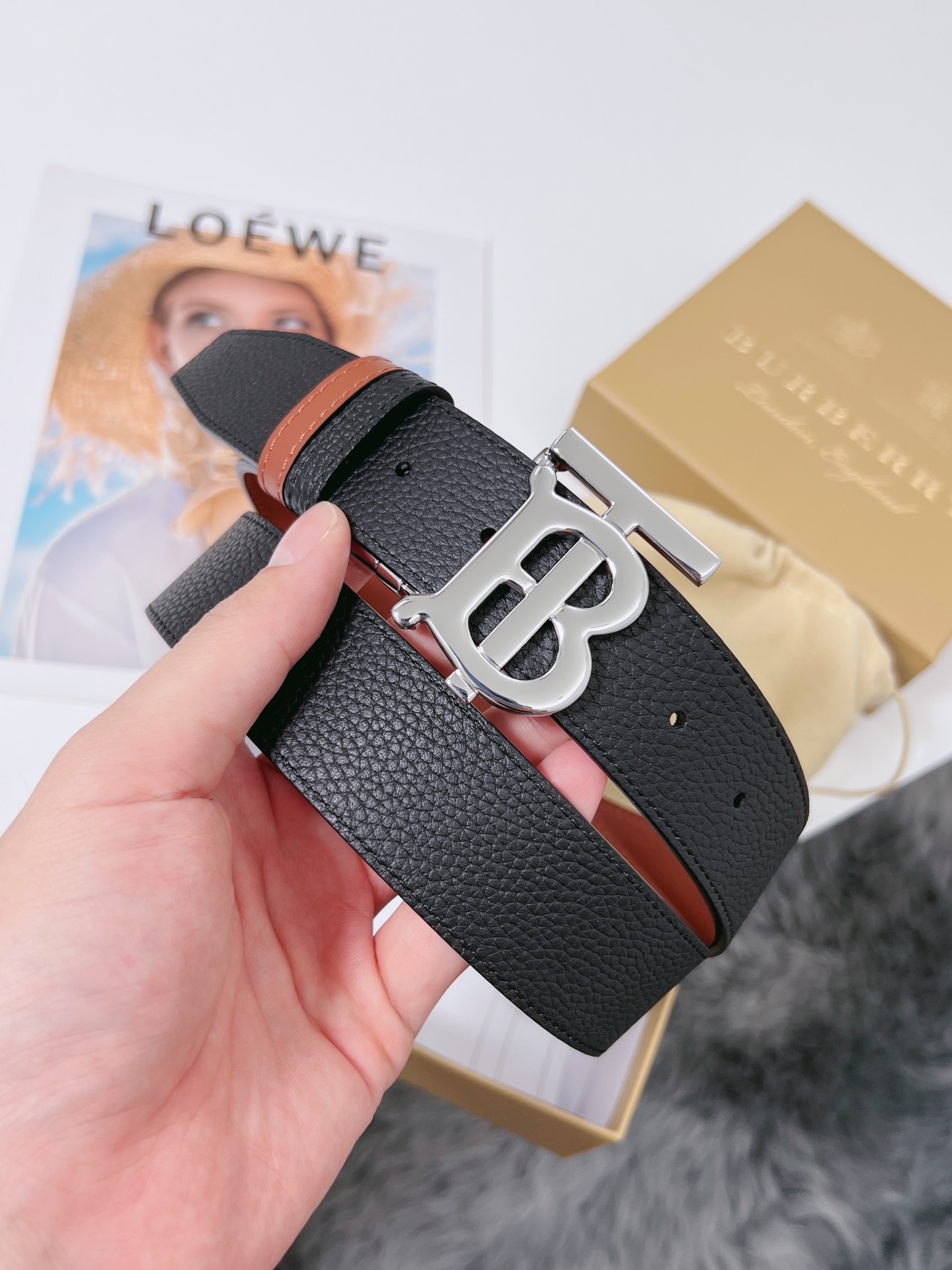 Burberry Basic Belt Top Grain Leather M