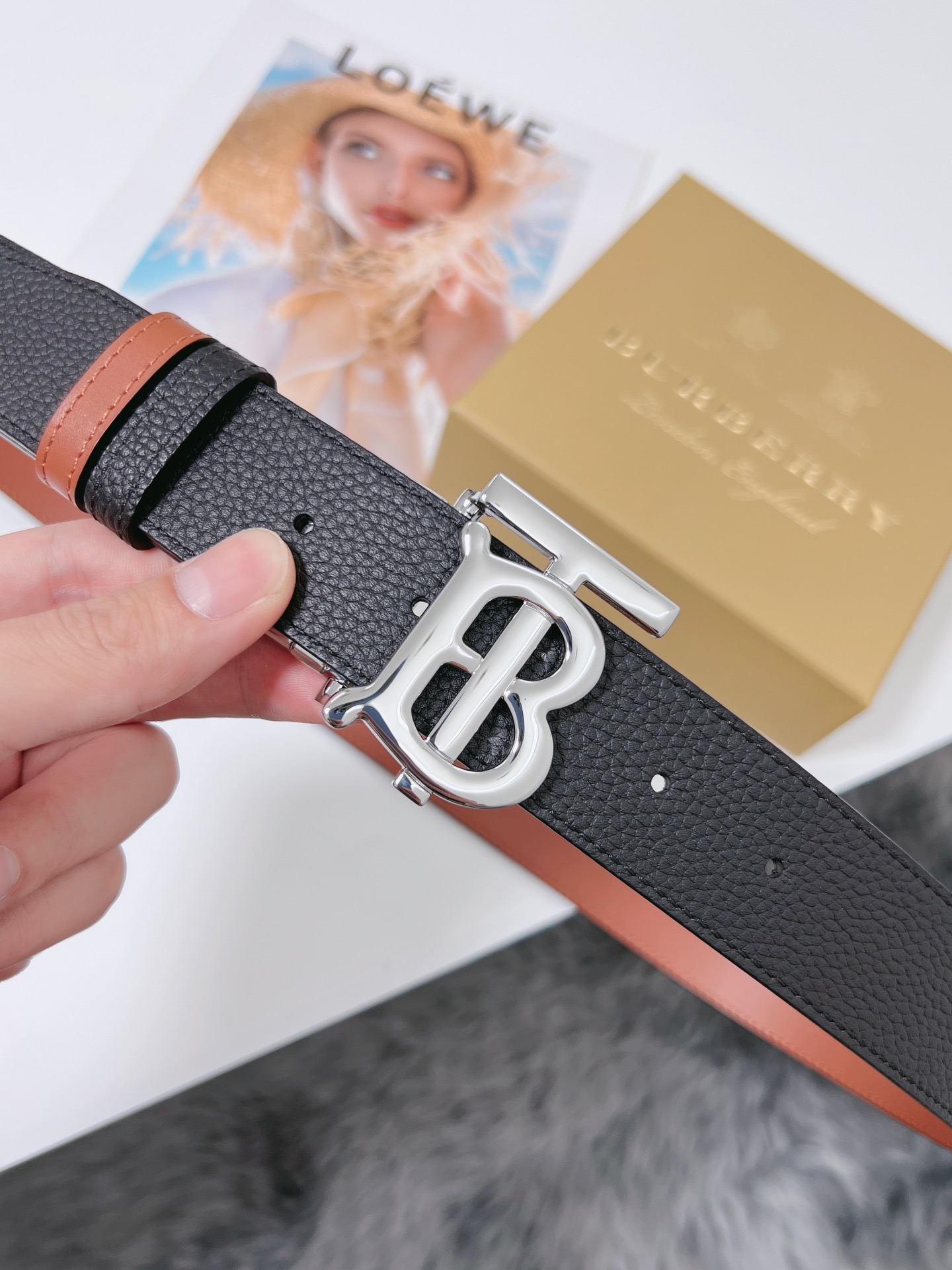 Burberry Basic Belt Top Grain Leather M