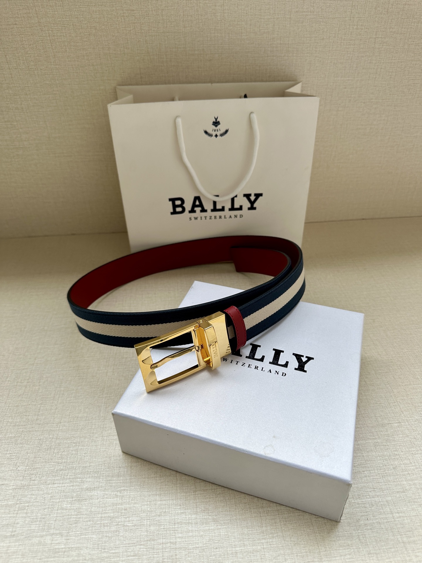 Bally Male Pin Buckle Belt Cow Leather M-l