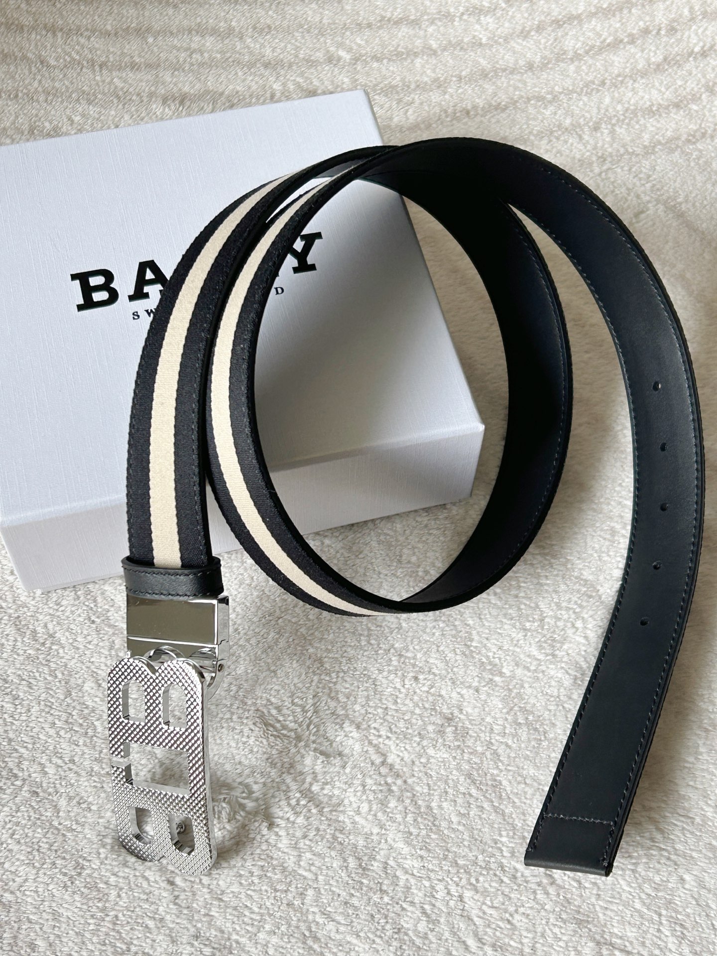 Bally Male Leather Belt Top Grain Leather M-l