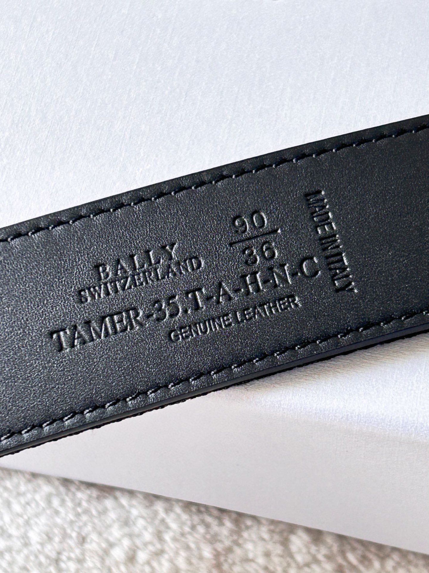 Bally Male Leather Belt Top Grain Leather M-l