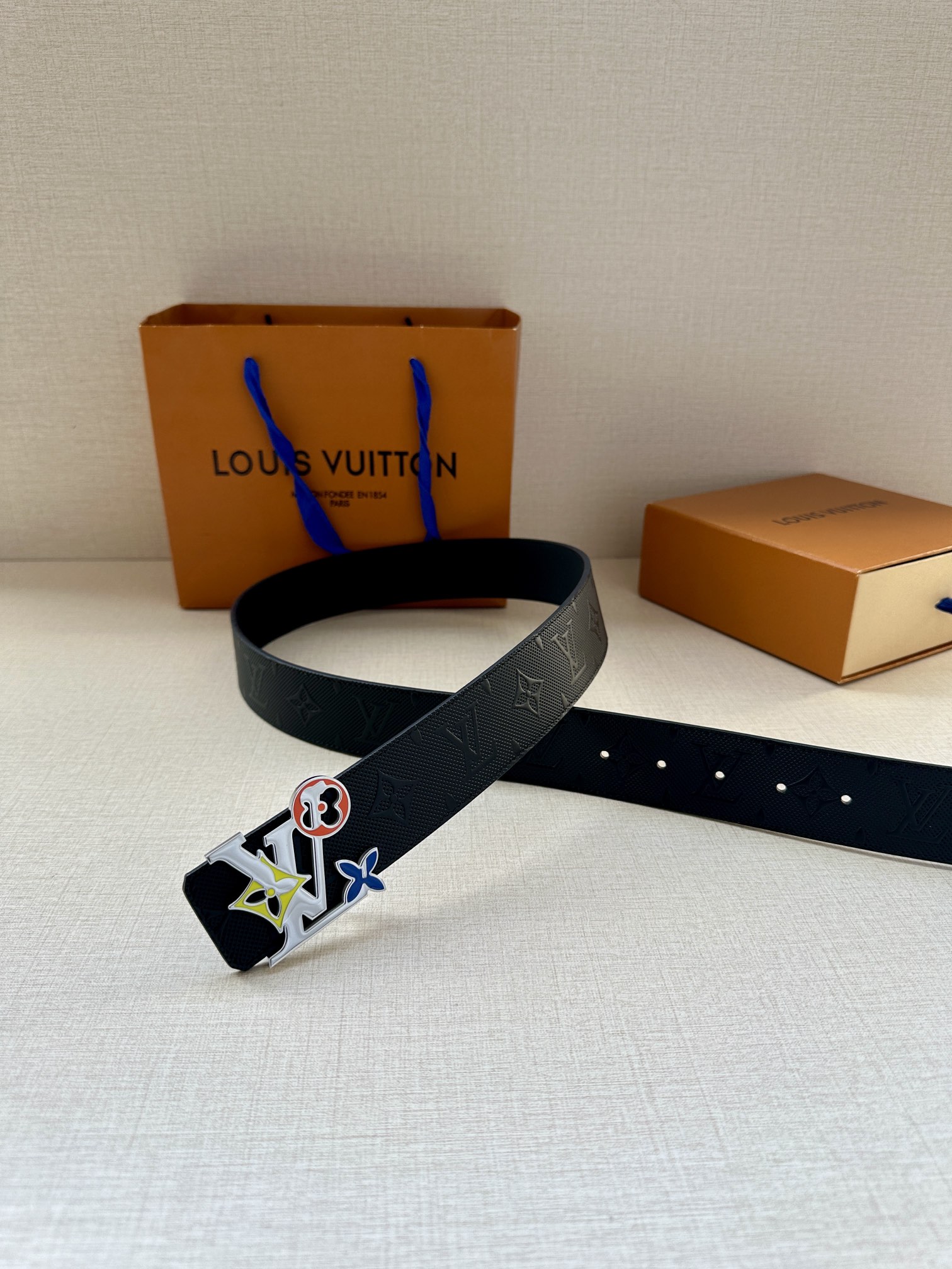 Louis Vuitton Leather Belt Cow Leather L