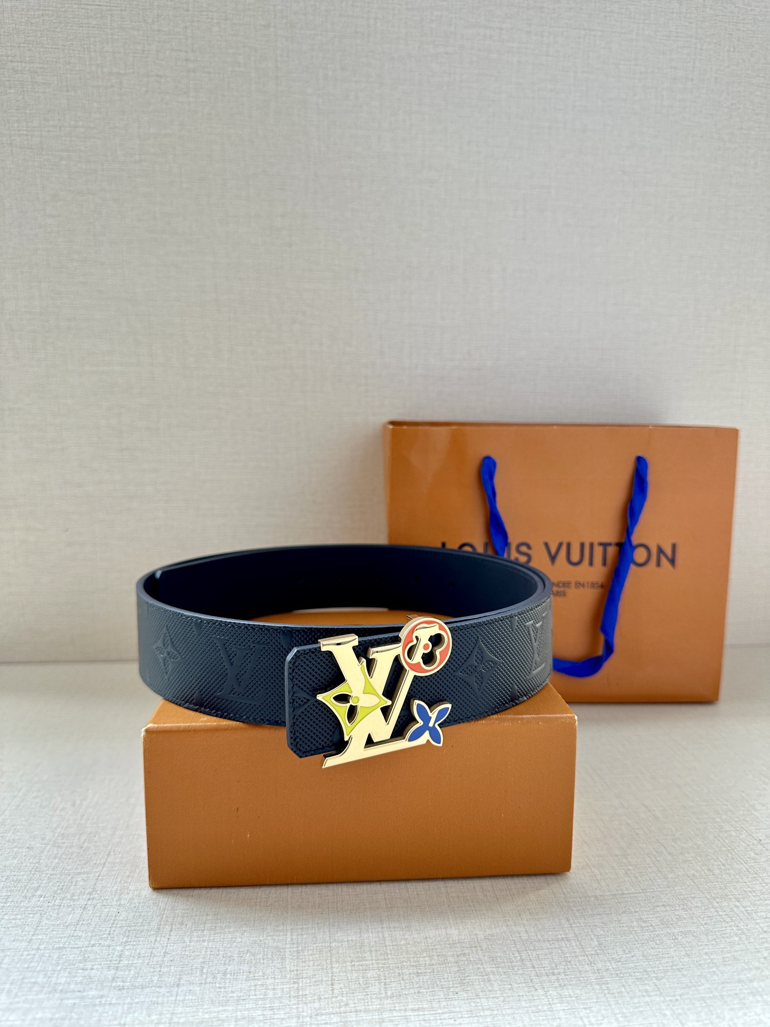 Louis Vuitton Leather Belt Cow Leather L