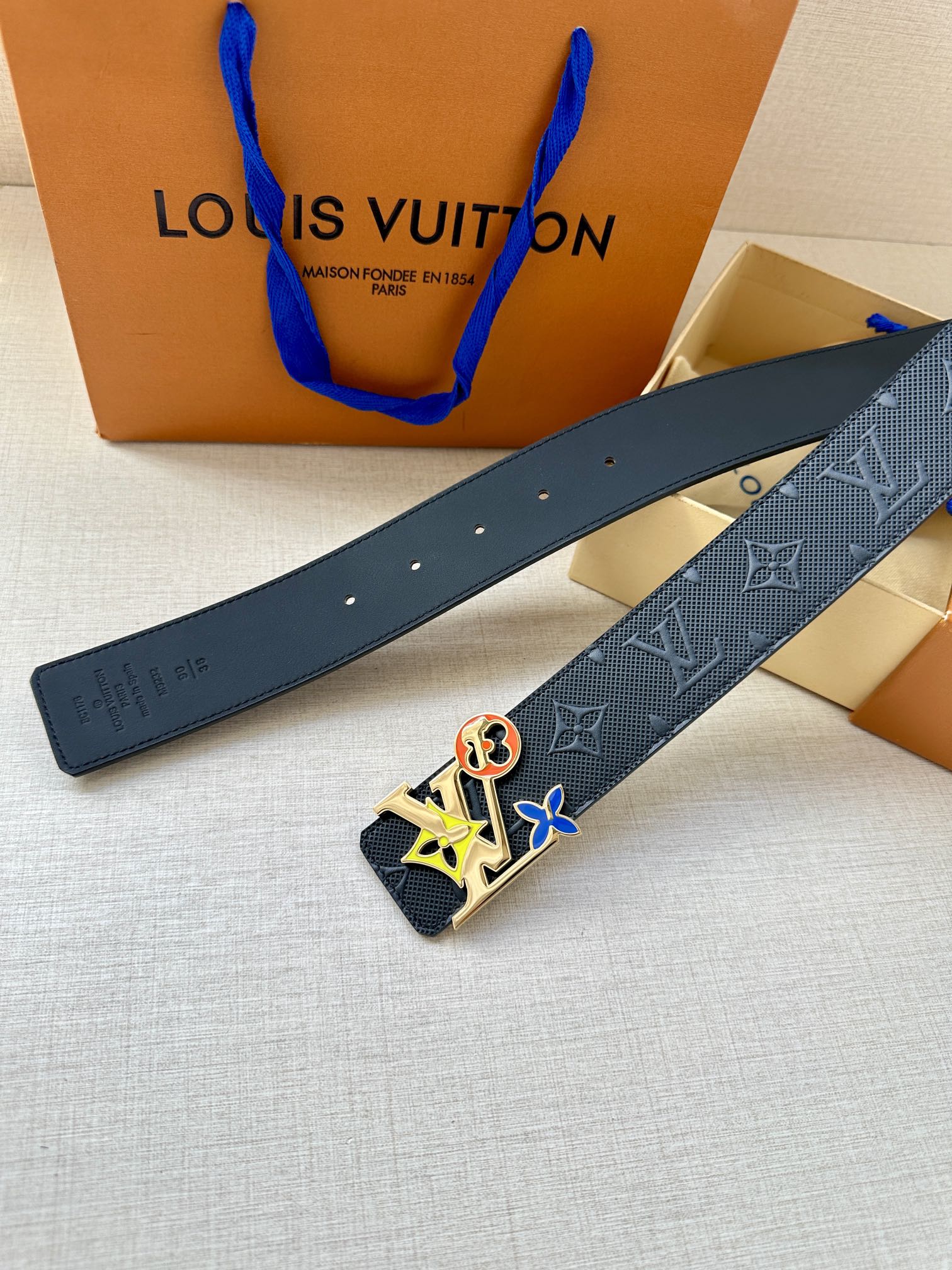 Louis Vuitton Leather Belt Cow Leather L