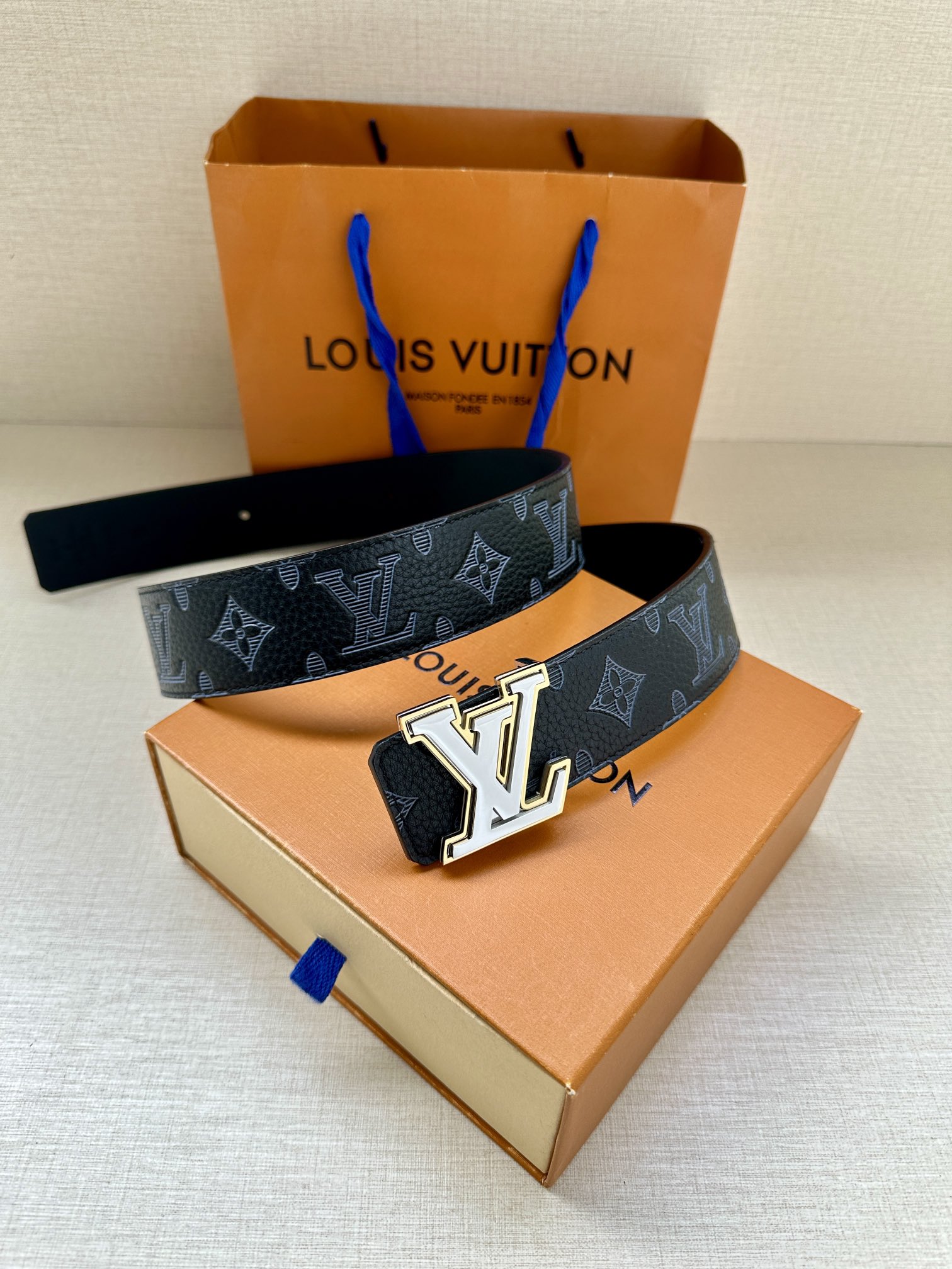 Louis Vuitton Basic Belt Top Grain Leather L
