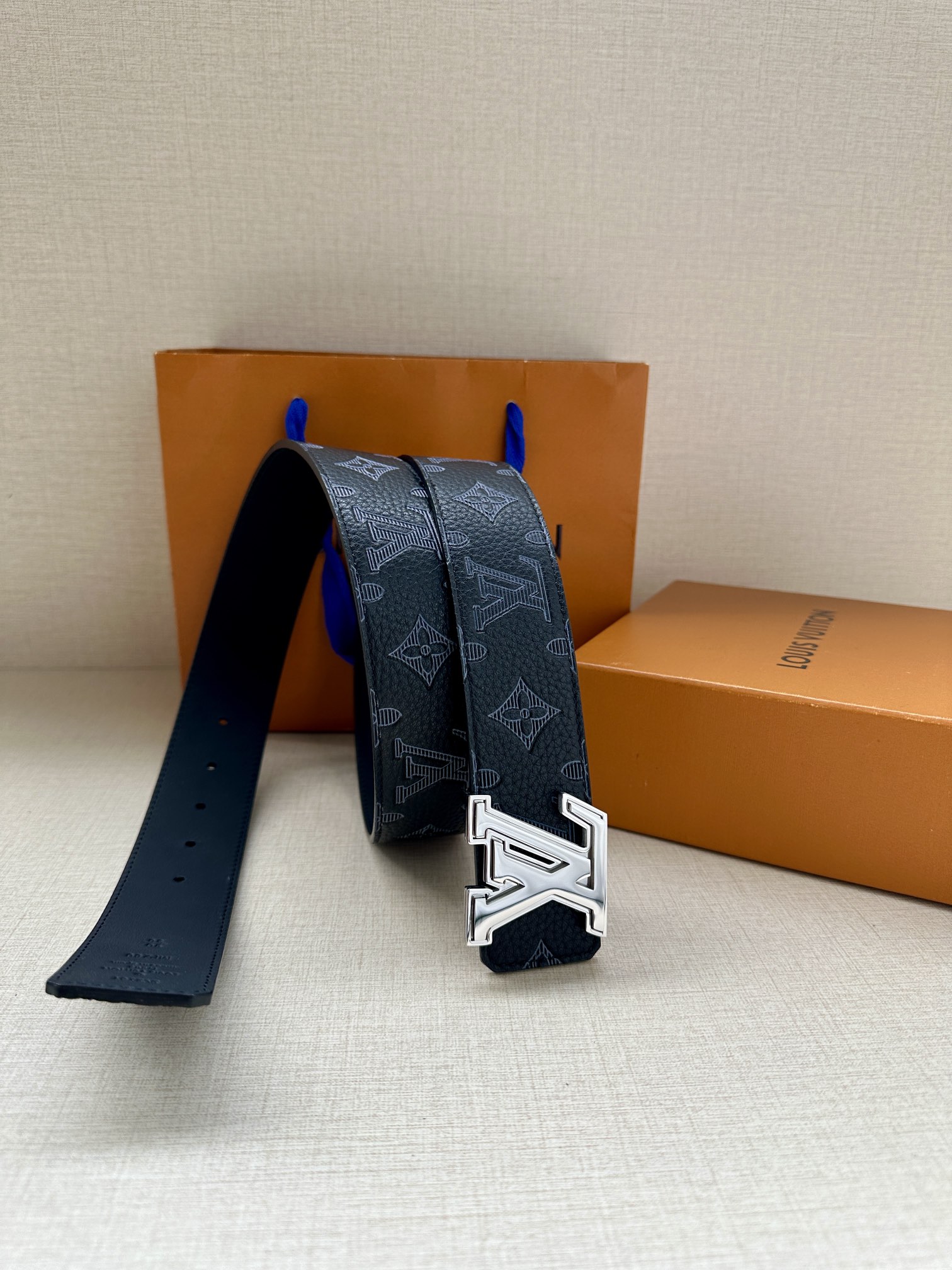 Louis Vuitton Basic Belt Top Grain Leather L