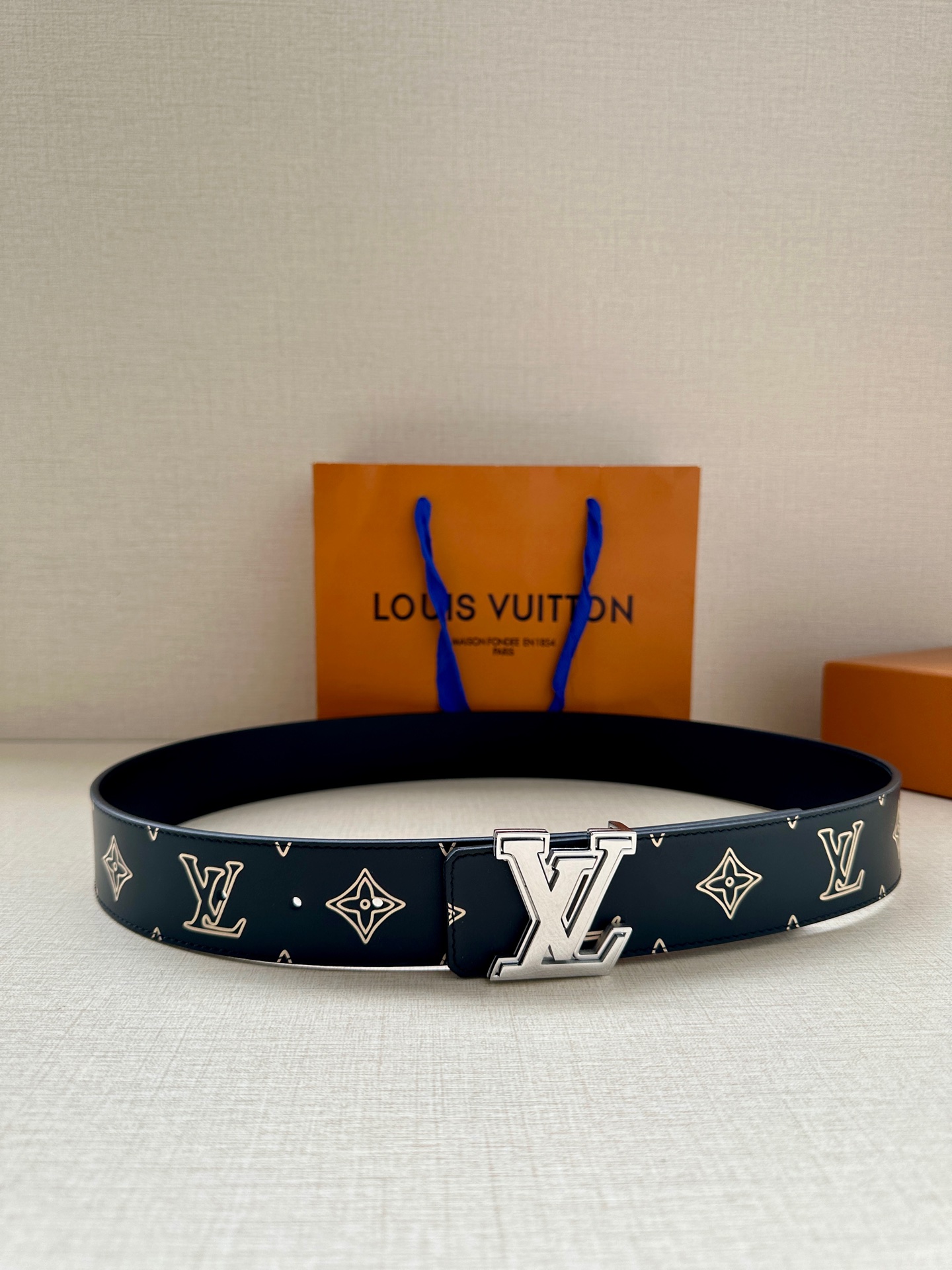 Louis Vuitton Basic Belt Cow Leather L