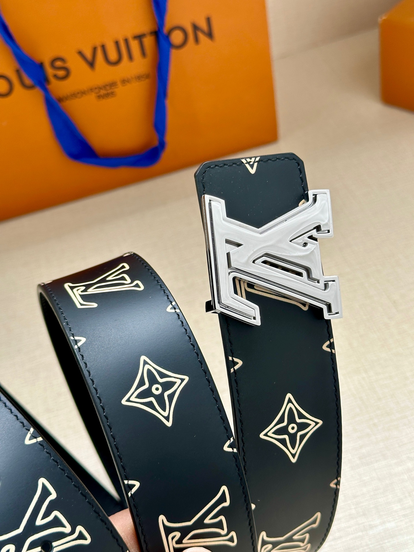 Louis Vuitton Basic Belt Cow Leather L