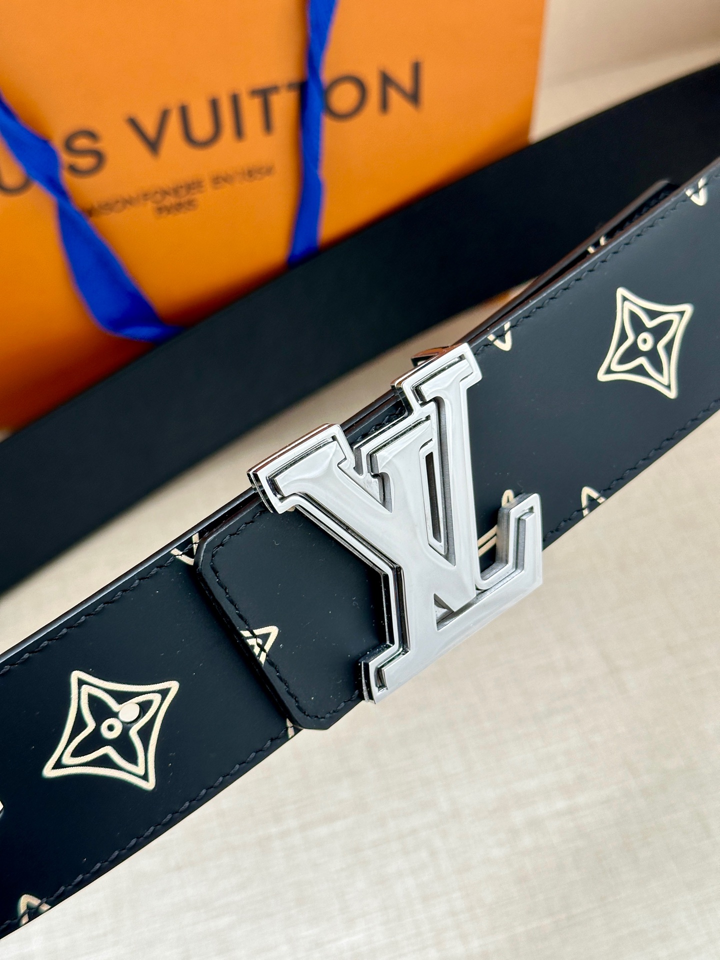 Louis Vuitton Basic Belt Cow Leather L