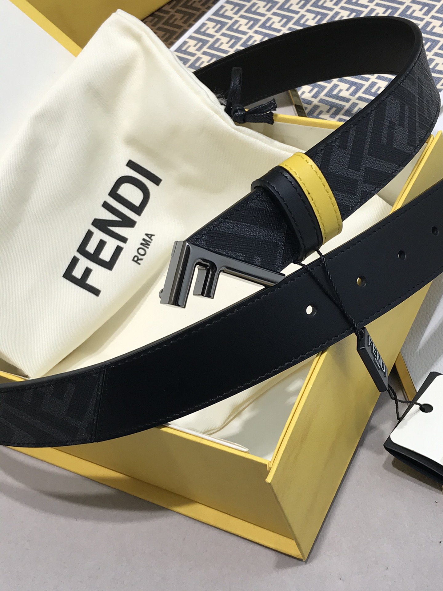 Fendi Male Leather Belt Cow Leather 35mm