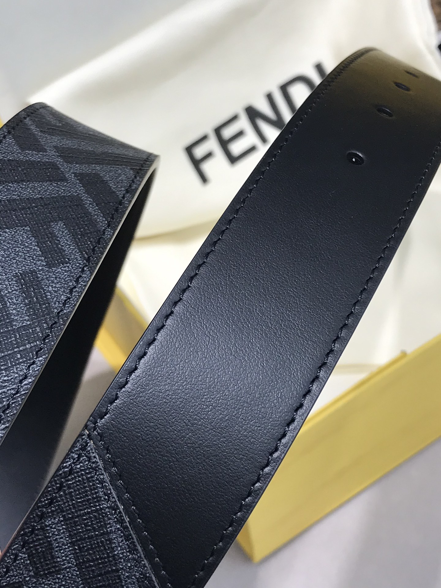 Fendi Male Leather Belt Cow Leather 35mm