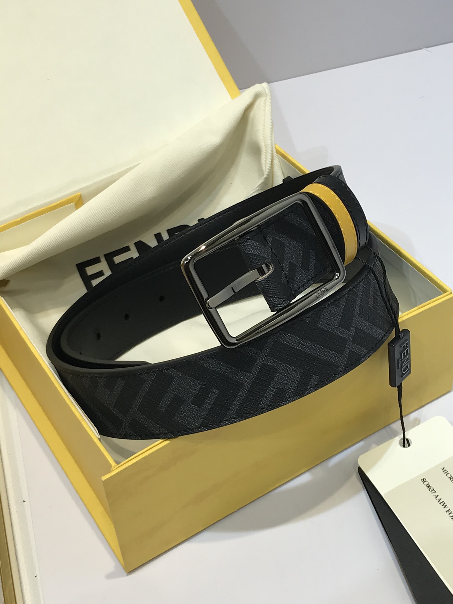 Fendi Male Leather Belt Cow Leather 35mm