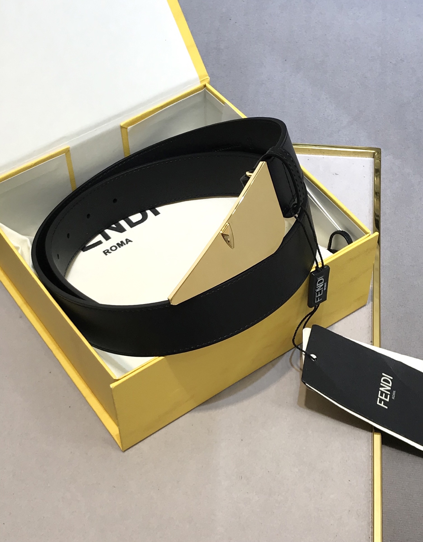 Fendi Leather Belt Cow Leather Black 35mm