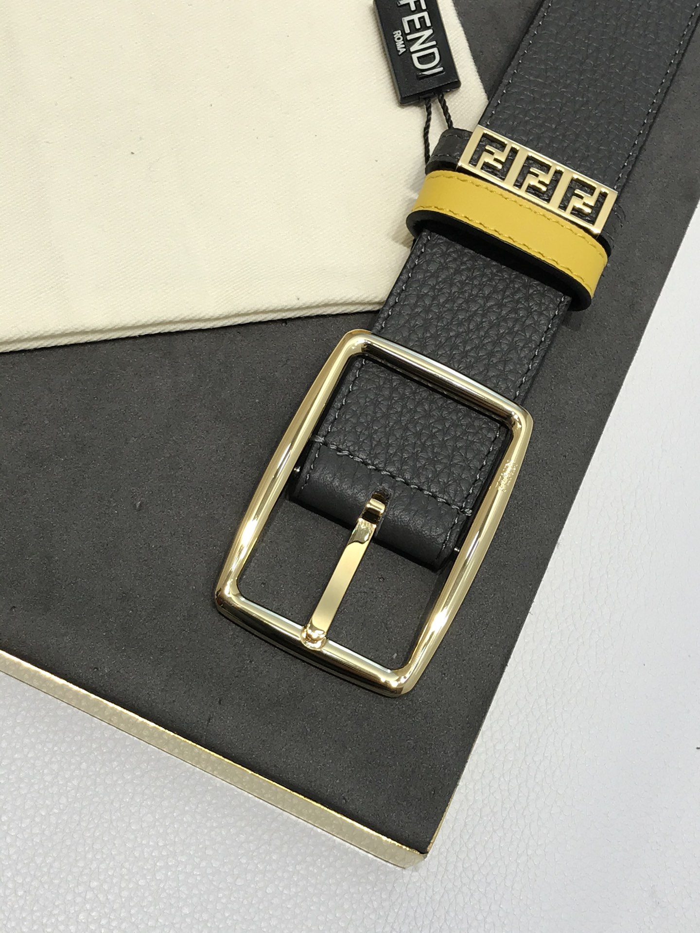 Fendi Leather Belt Cow Leather 35mm