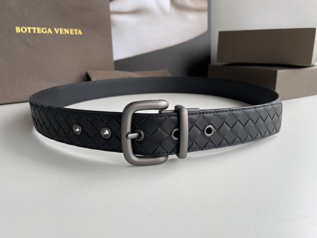 Bottega Veneta Pin Buckle Belt M