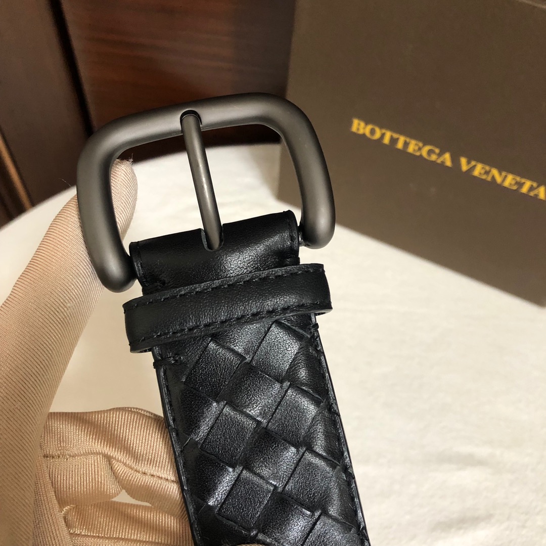 Bottega Veneta Basic Belt Top Grain Leather M-l