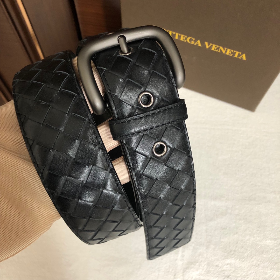 Bottega Veneta Basic Belt Top Grain Leather M-l