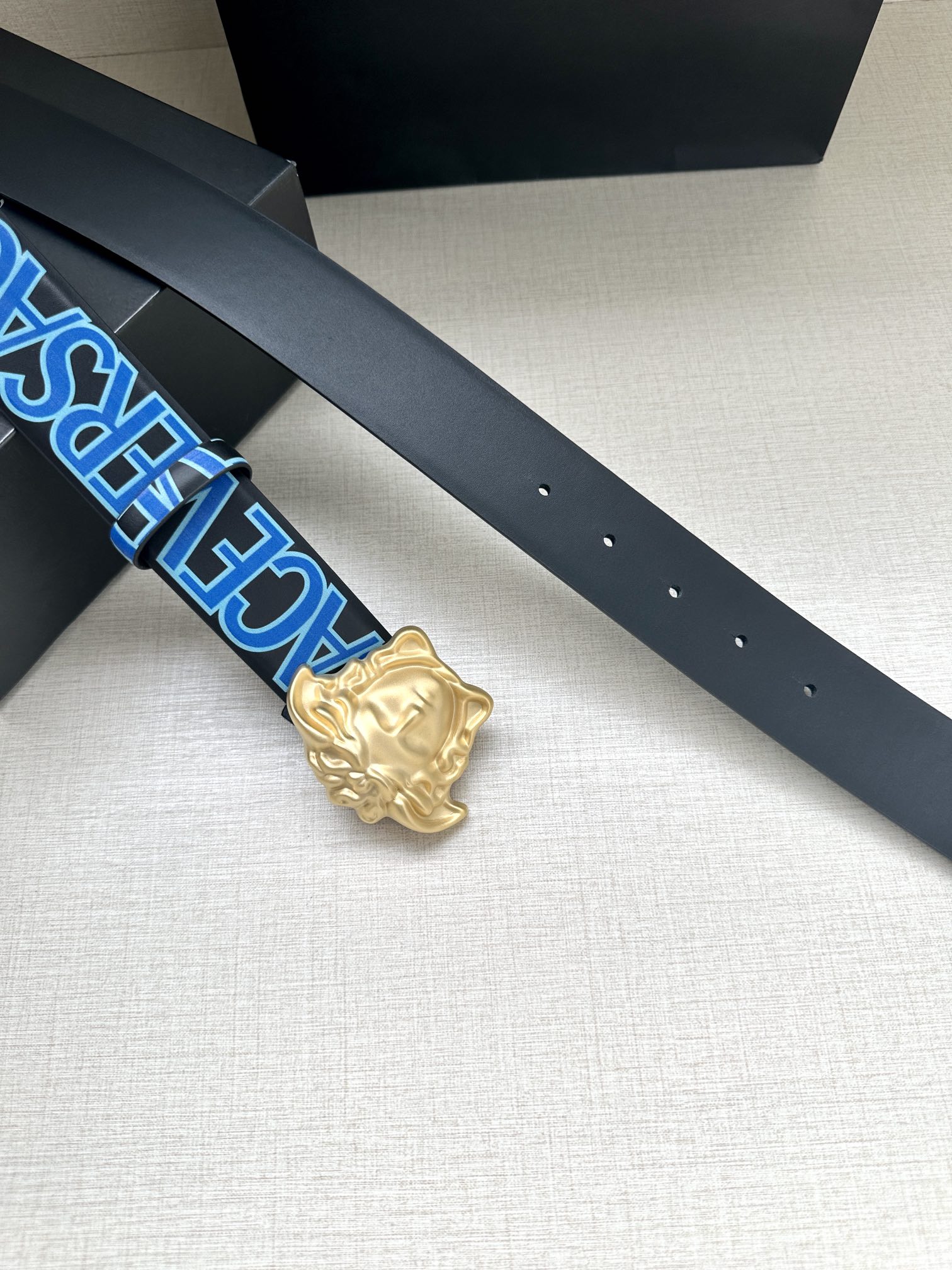 Versace Basic Belt Cow Leather Black S-m