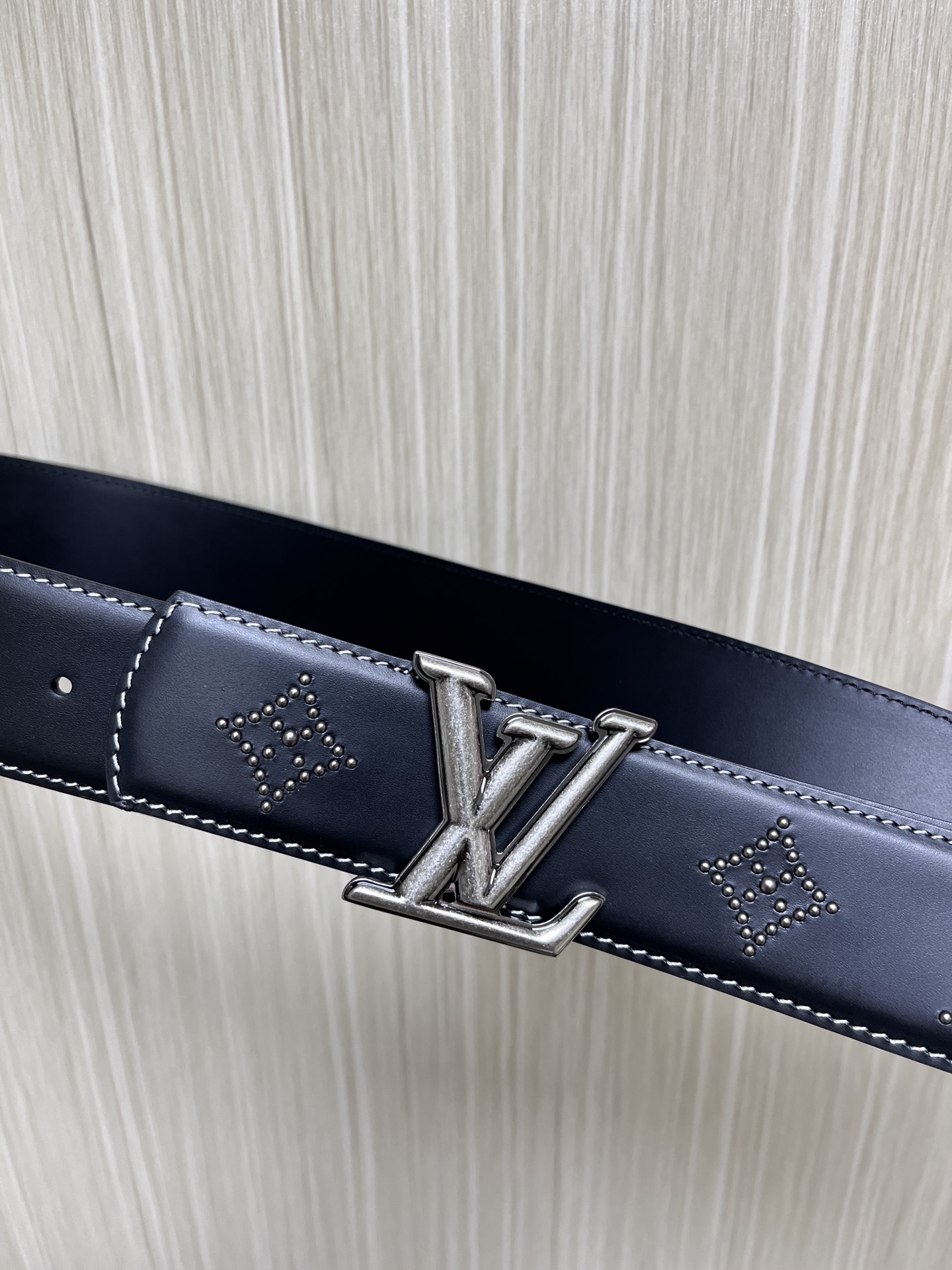 Louis Vuitton Male Basic Belt Cow Leather S-m-l