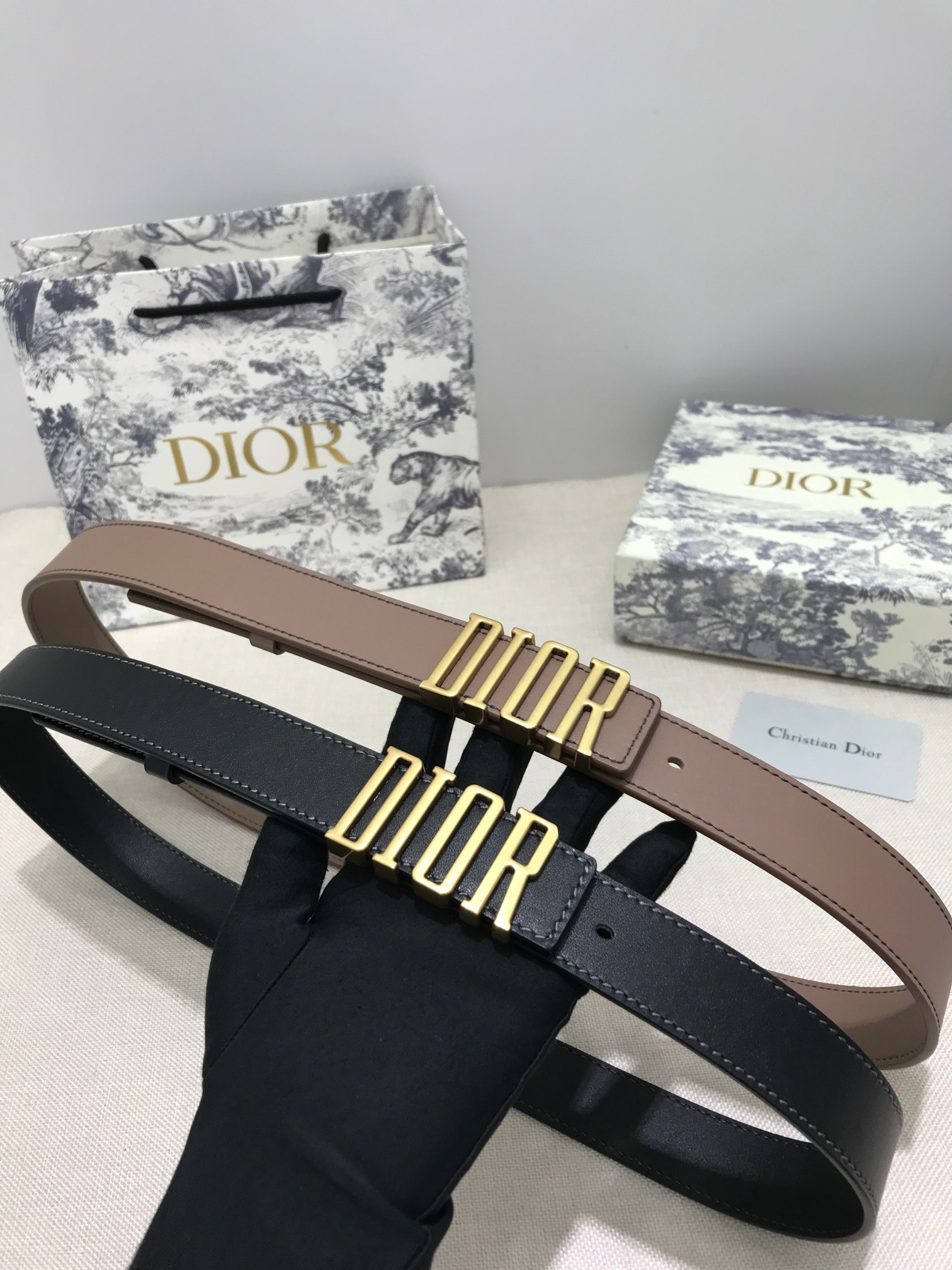 Dior Female Basic Belt Cow Leather Gold S-m-l