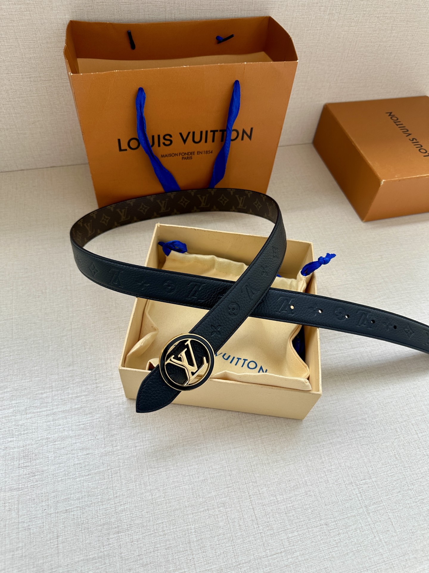 Louis Vuitton Female Basic Belt Cow Leather M-l