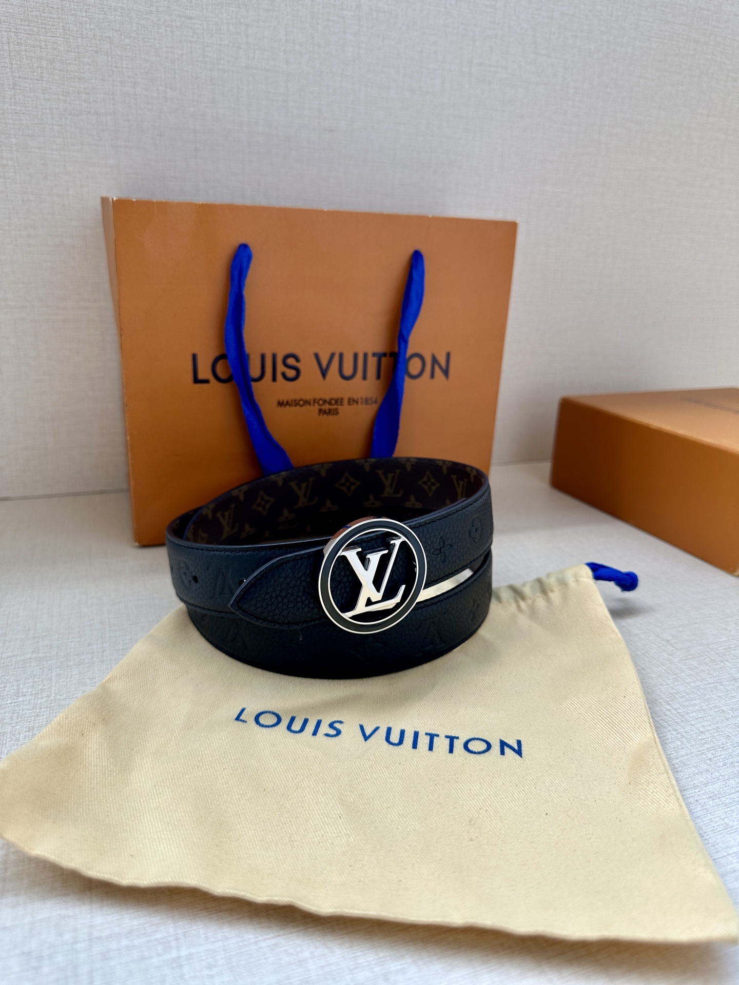 Louis Vuitton Female Basic Belt Cow Leather M-l