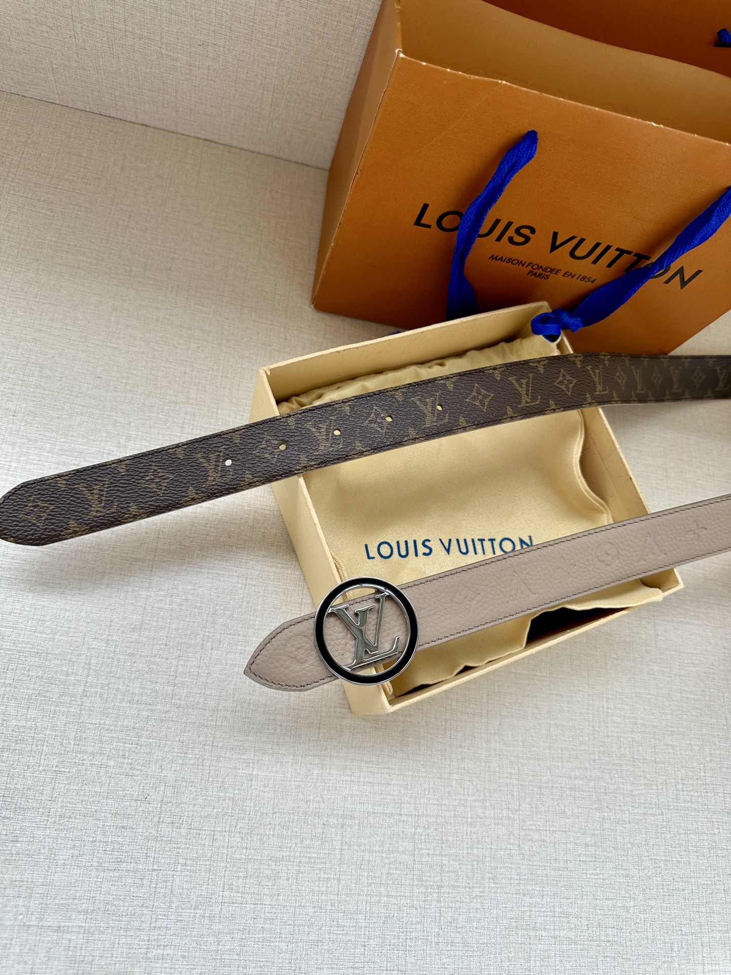 Louis Vuitton Female Basic Belt Cow Leather M-l