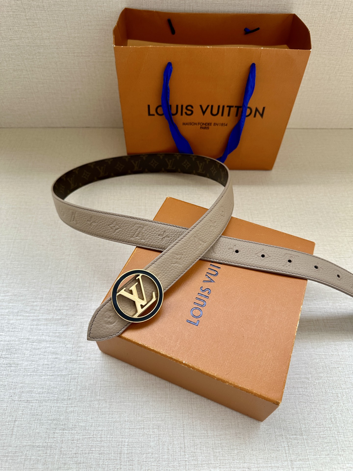 Louis Vuitton Female Basic Belt Cow Leather M-l