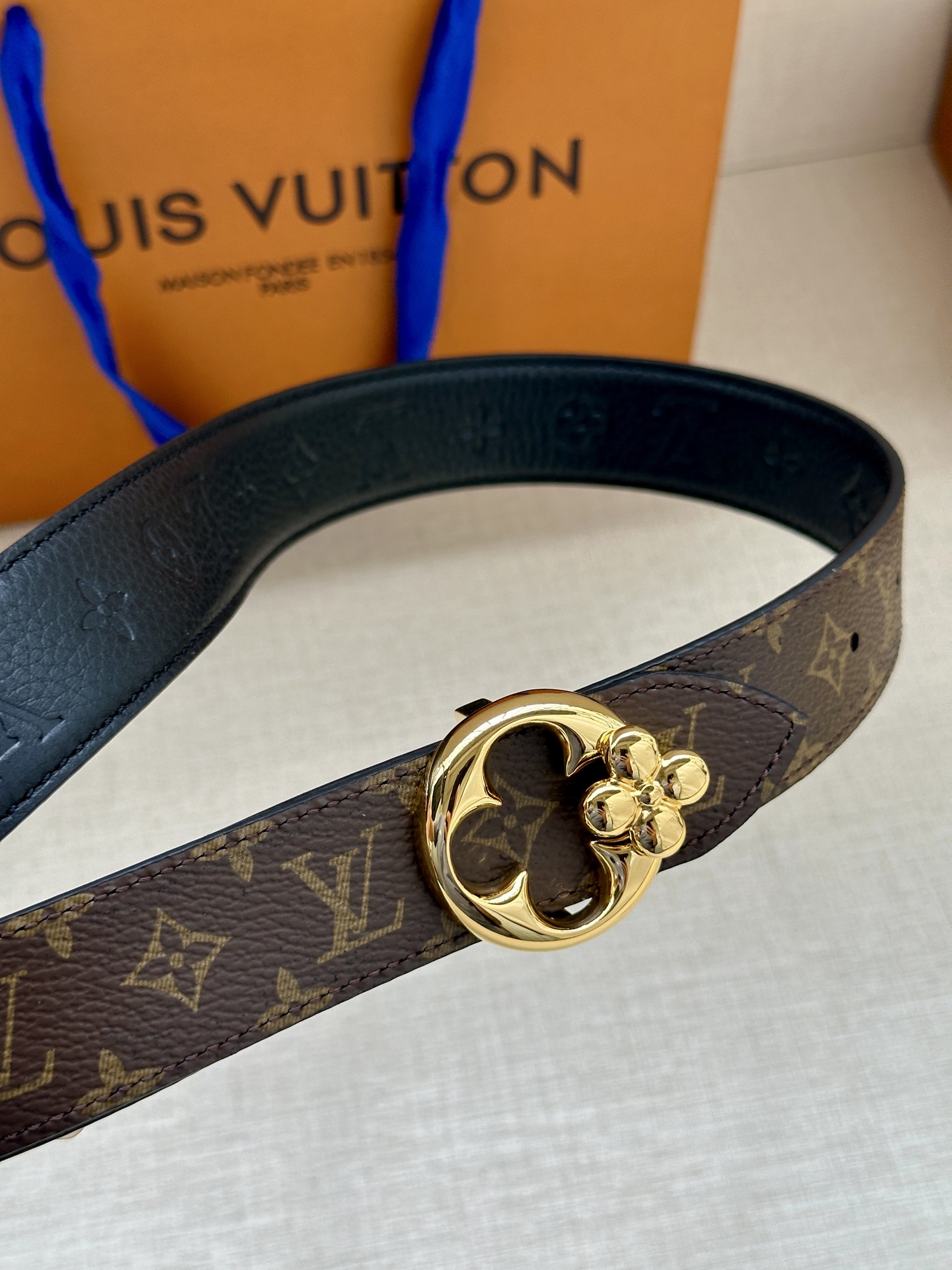 Louis Vuitton Female Basic Belt Cow Leather M-l