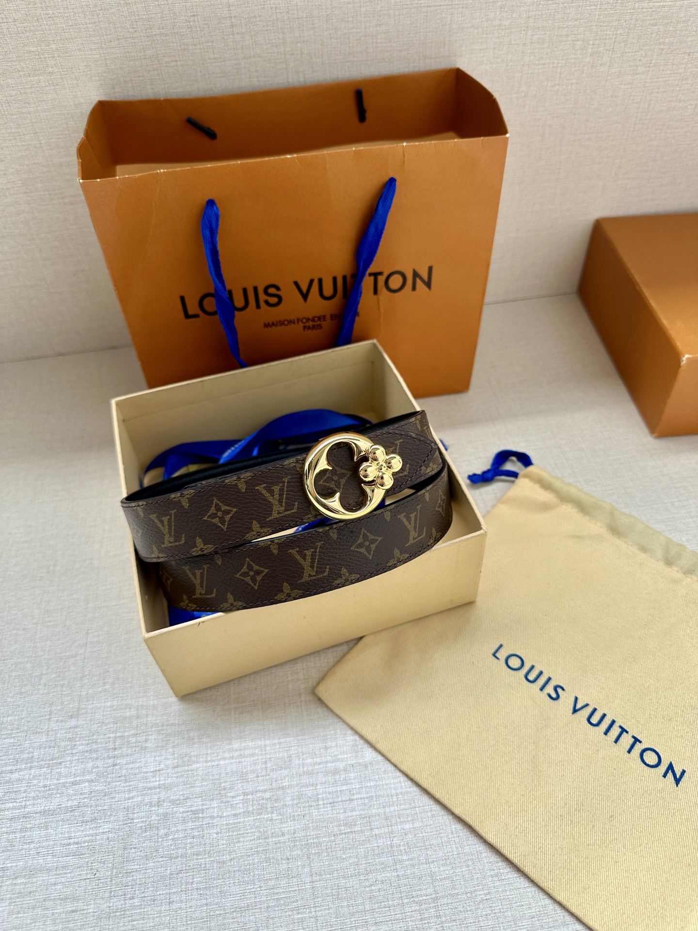 Louis Vuitton Female Basic Belt Cow Leather M-l