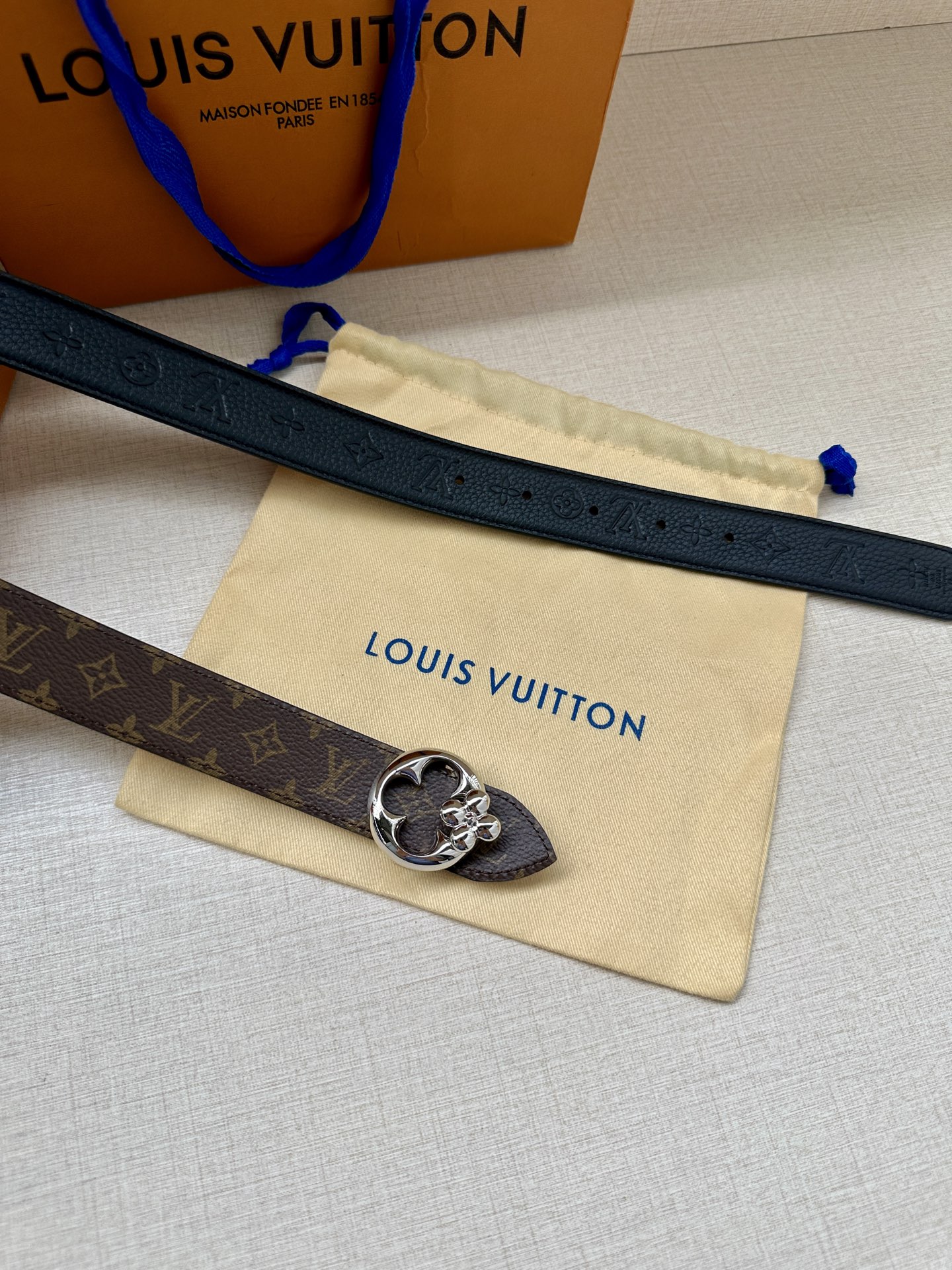 Louis Vuitton Female Basic Belt Cow Leather M-l