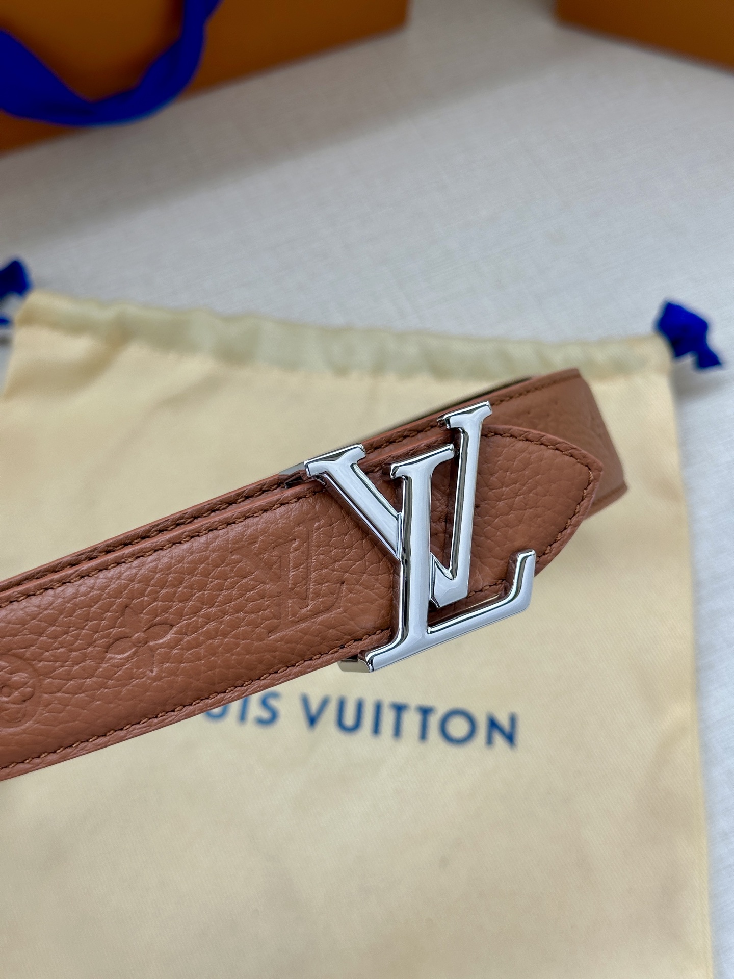 Louis Vuitton Female Basic Belt Cow Leather M-l