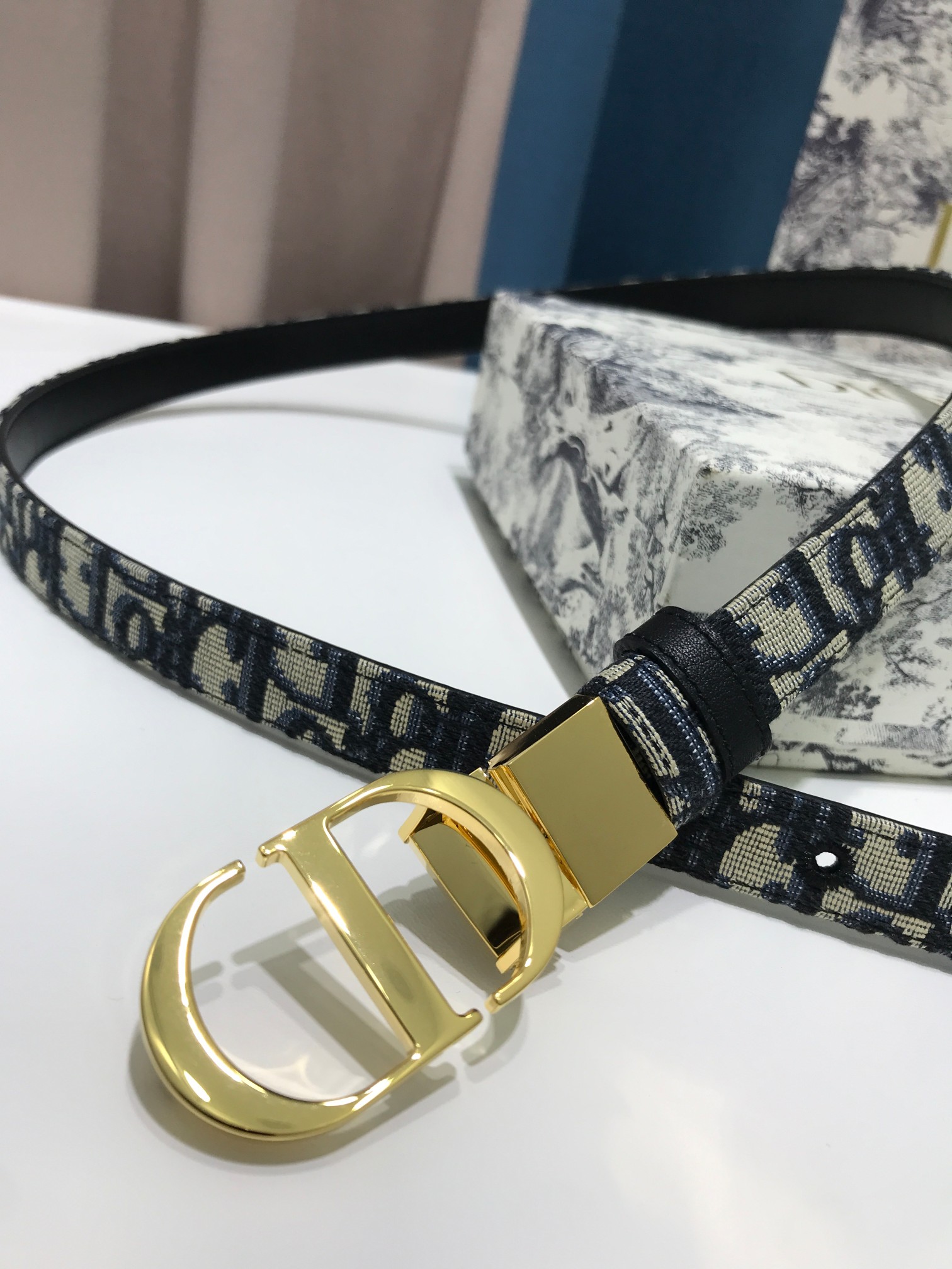 Dior Female Basic Belt Cow Leather Gold S-m-l
