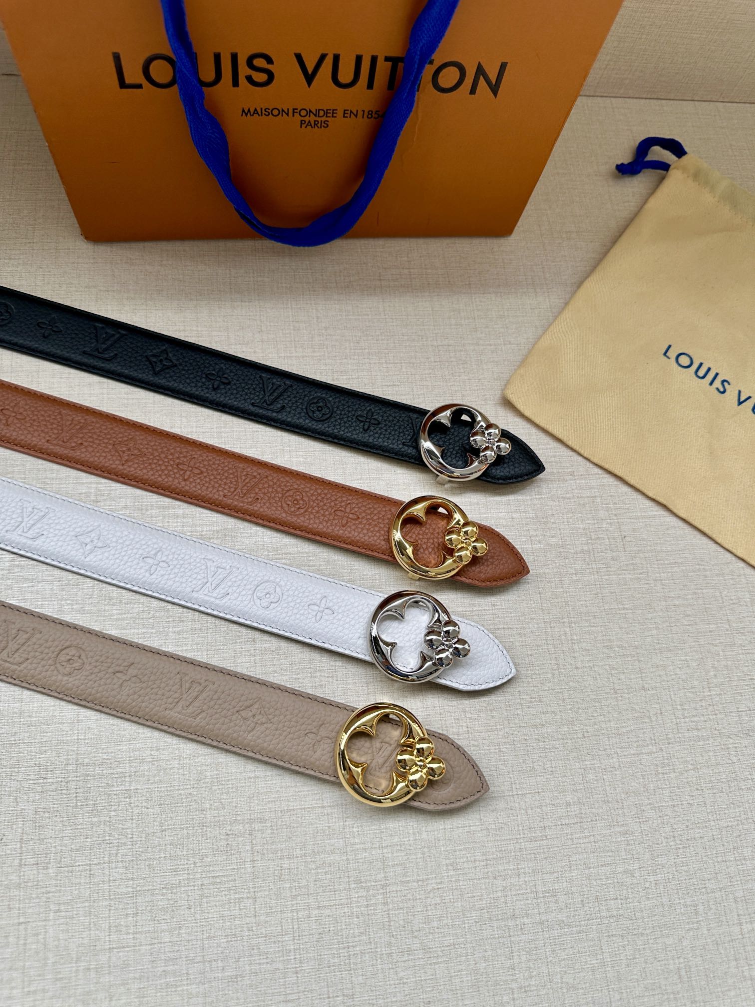 Louis Vuitton Female Basic Belt Cow Leather M-l